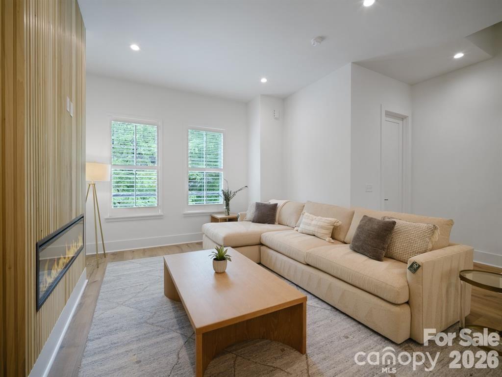 2516 Park Rose Lane #15 — Charlotte