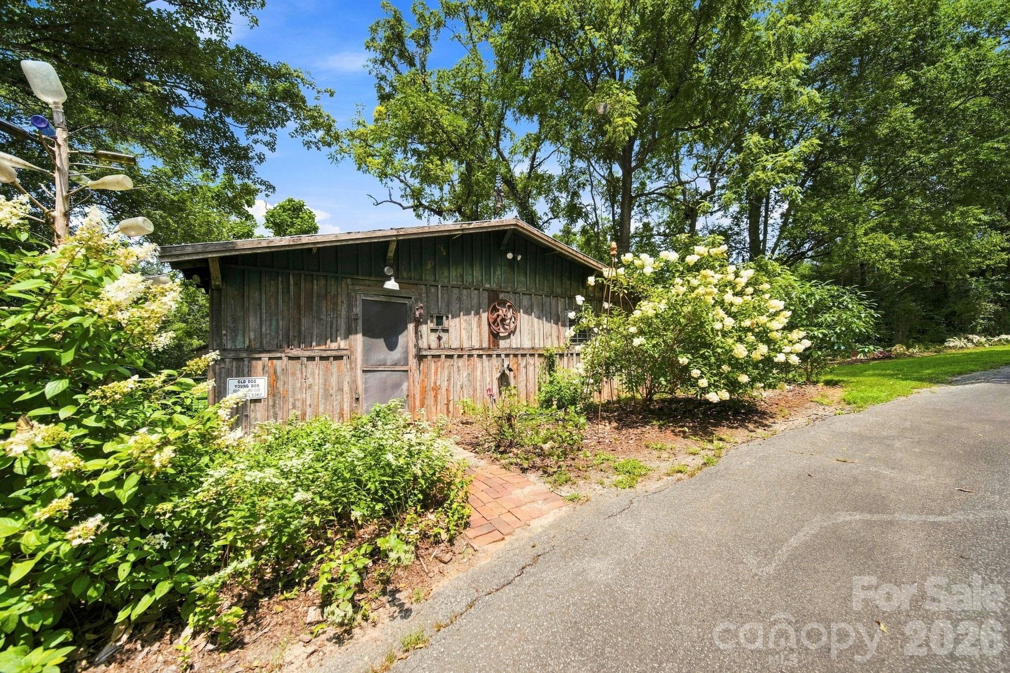8670 US 601 Highway — Salisbury