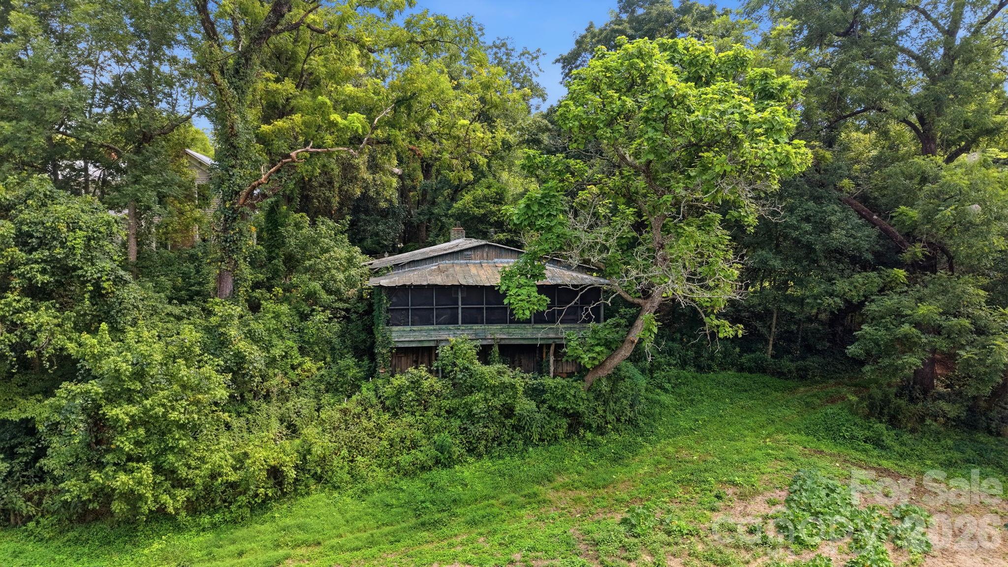 8670 US 601 Highway — Salisbury