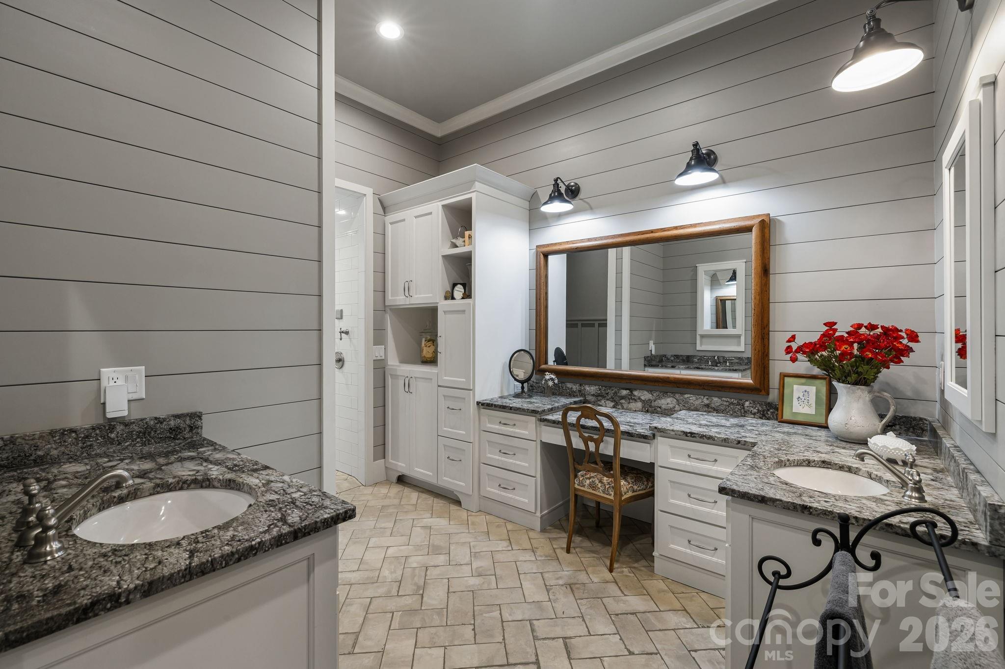 80 East Reach Road #117 — Sylva