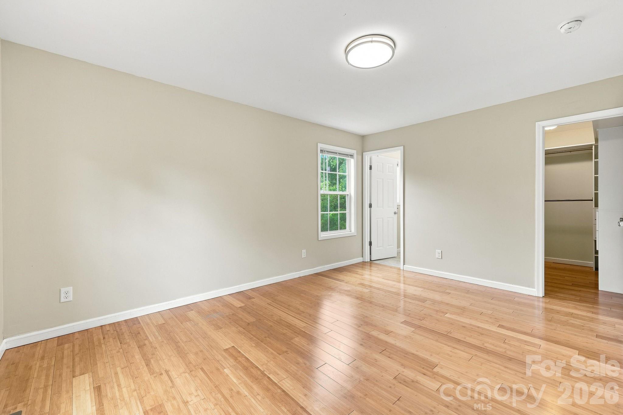 32 Jeff Drive — Asheville