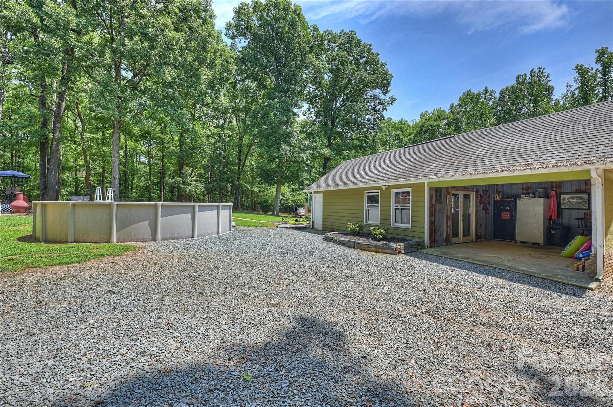 1213 Diana Lee Lane — Monroe