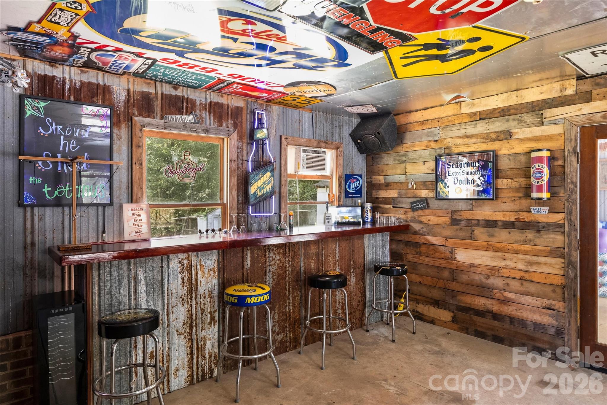 1213 Diana Lee Lane — Monroe