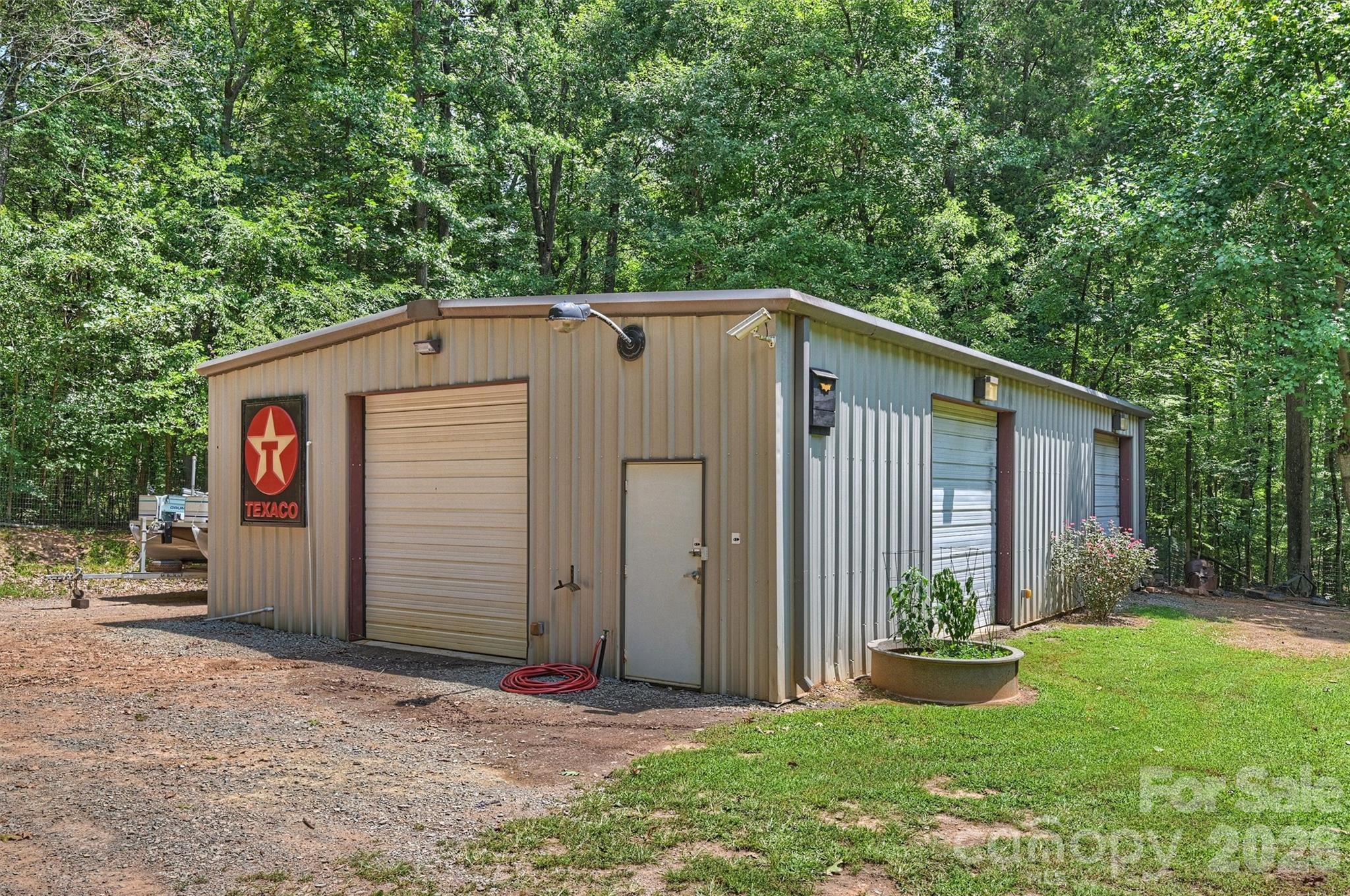1213 Diana Lee Lane — Monroe