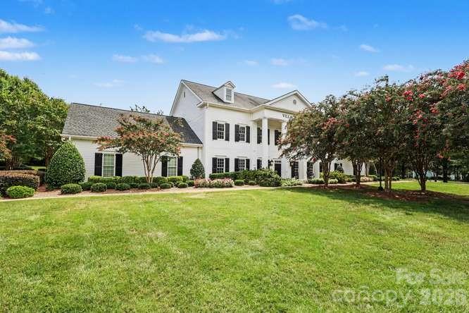 742 Revival Row — Fort Mill