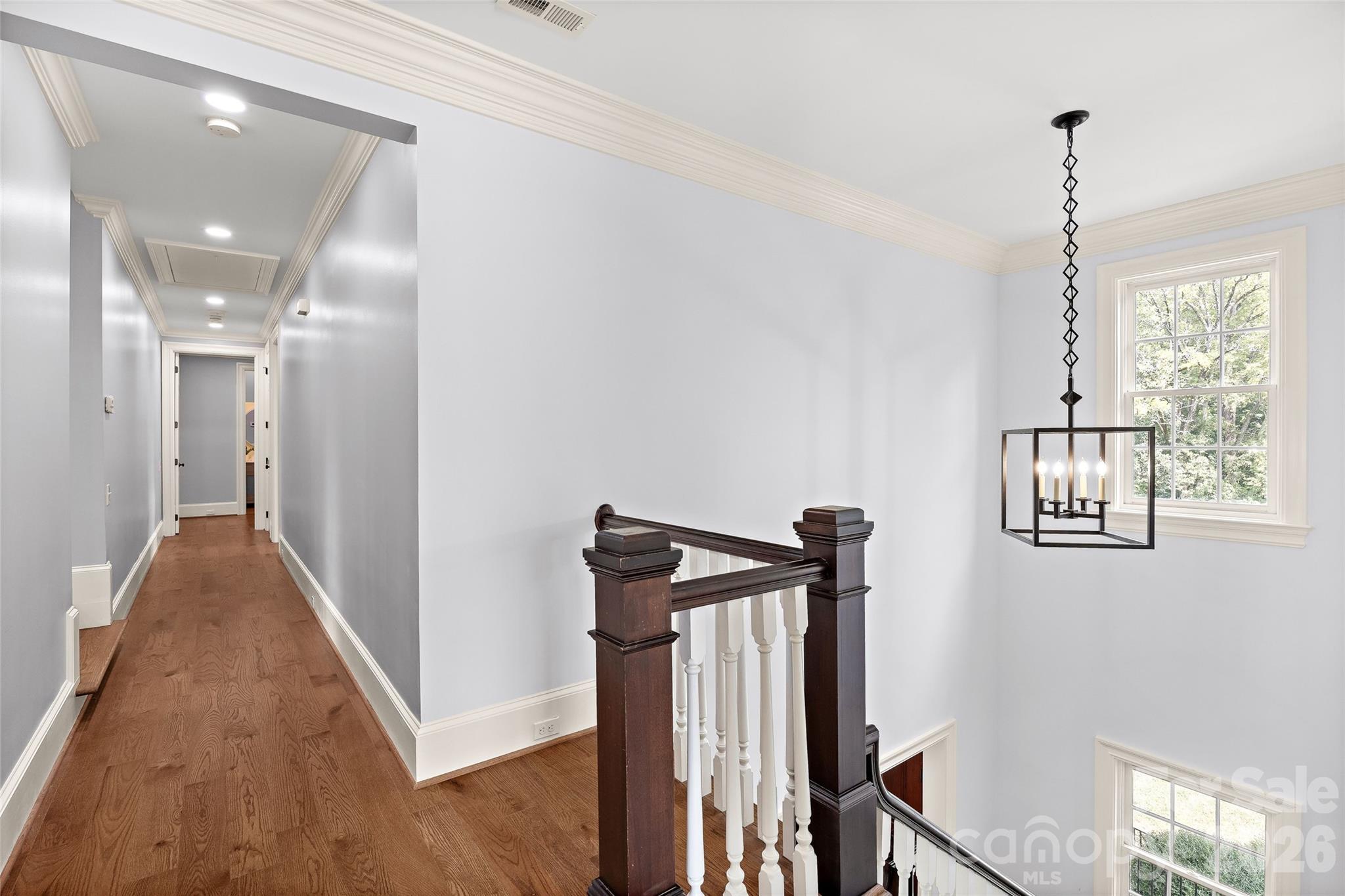 2135 Sharon Avenue — Charlotte