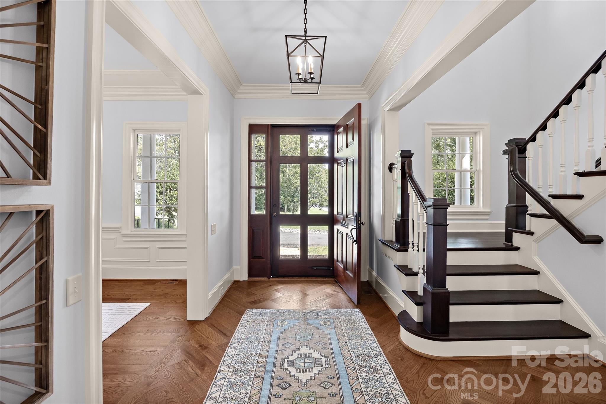 2135 Sharon Avenue — Charlotte