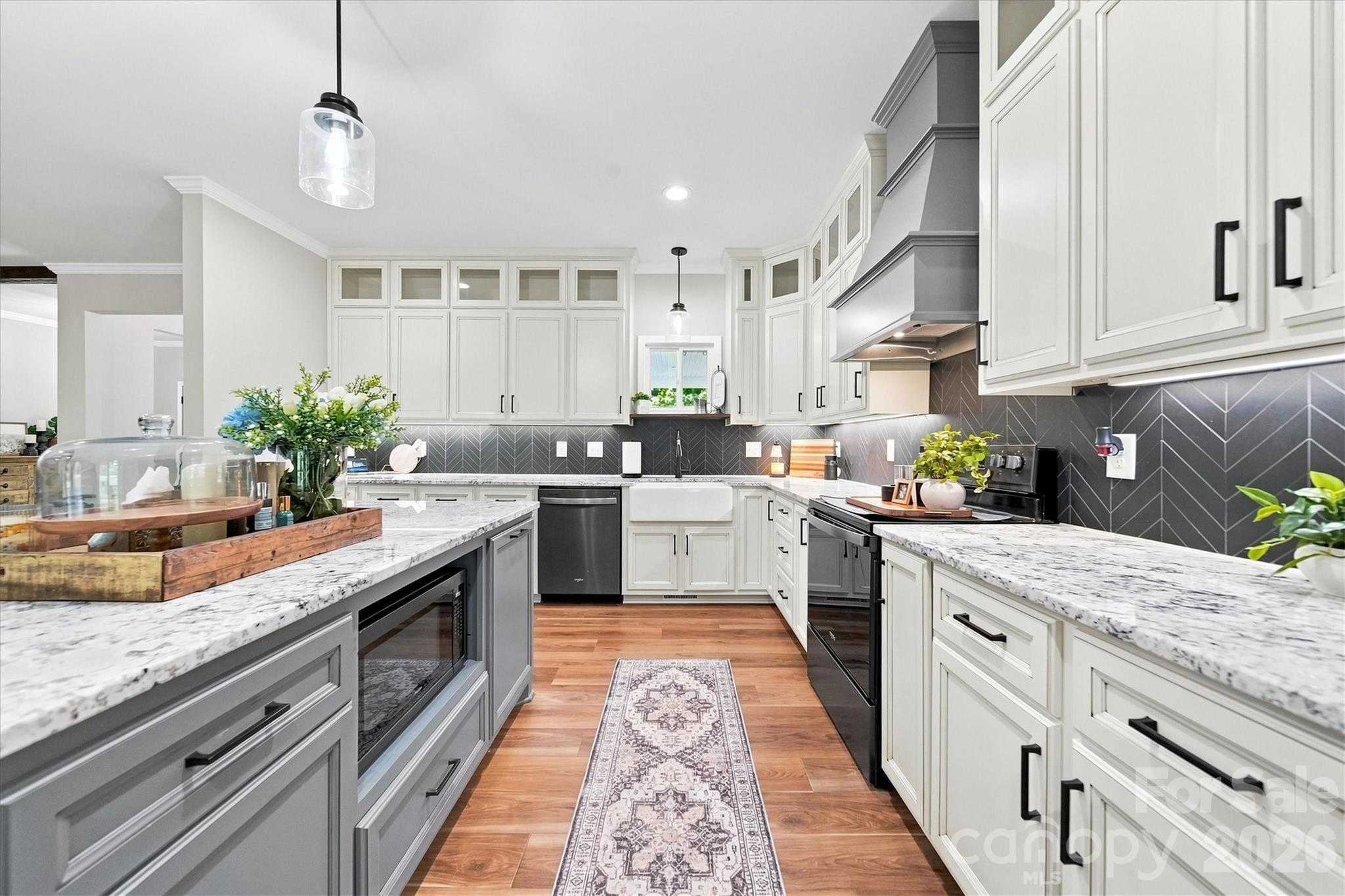 34 Colts Neck Lane — Taylorsville