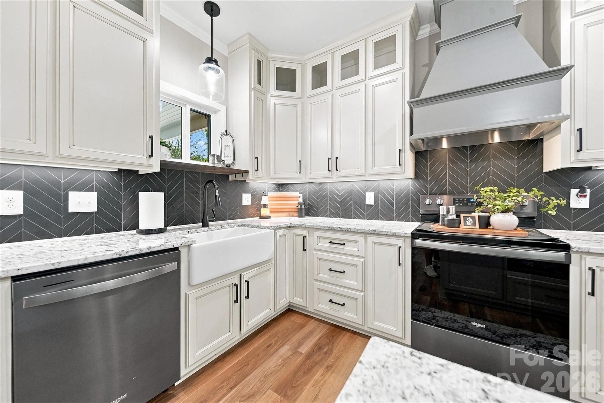 34 Colts Neck Lane — Taylorsville