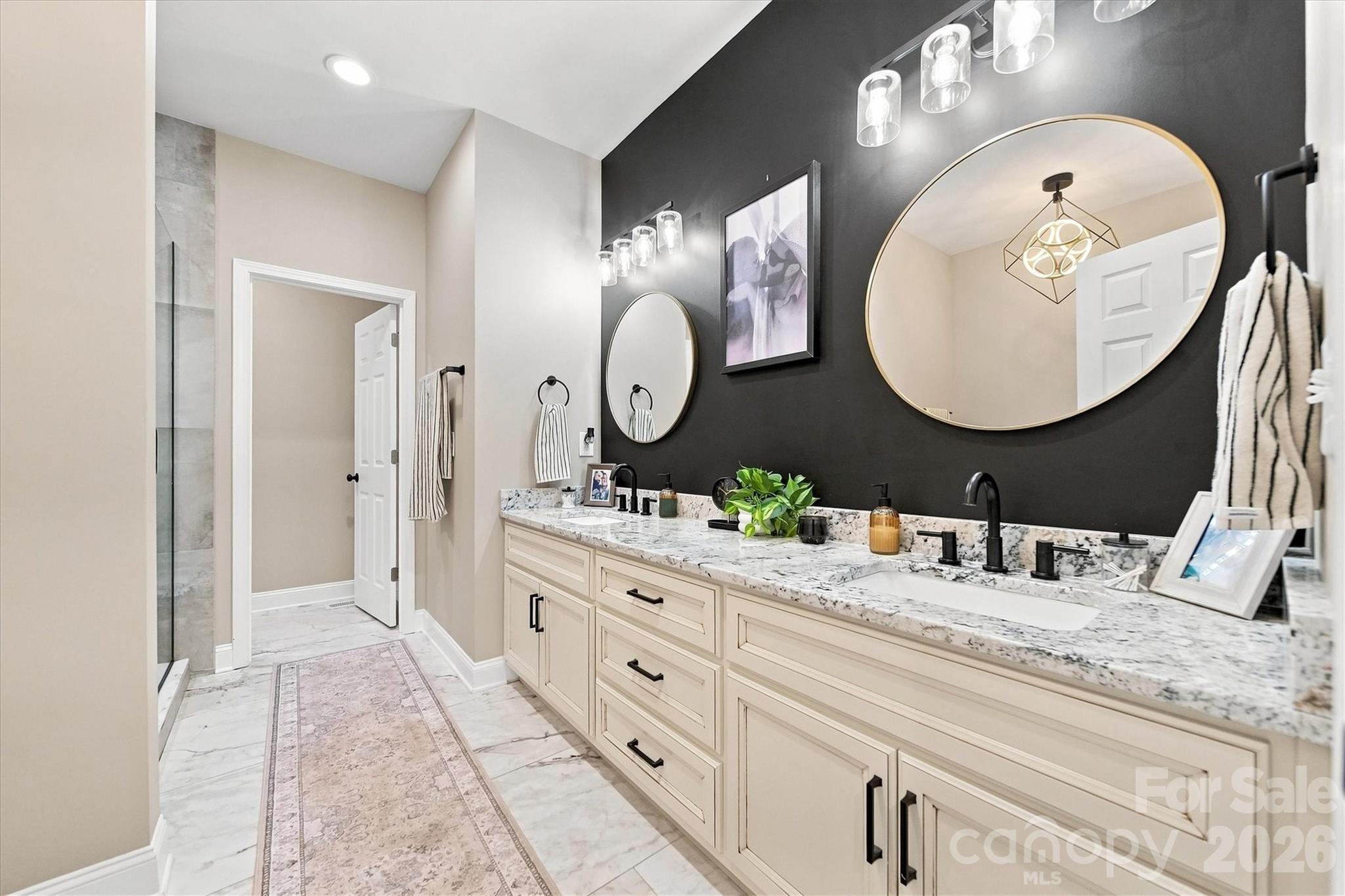 34 Colts Neck Lane — Taylorsville