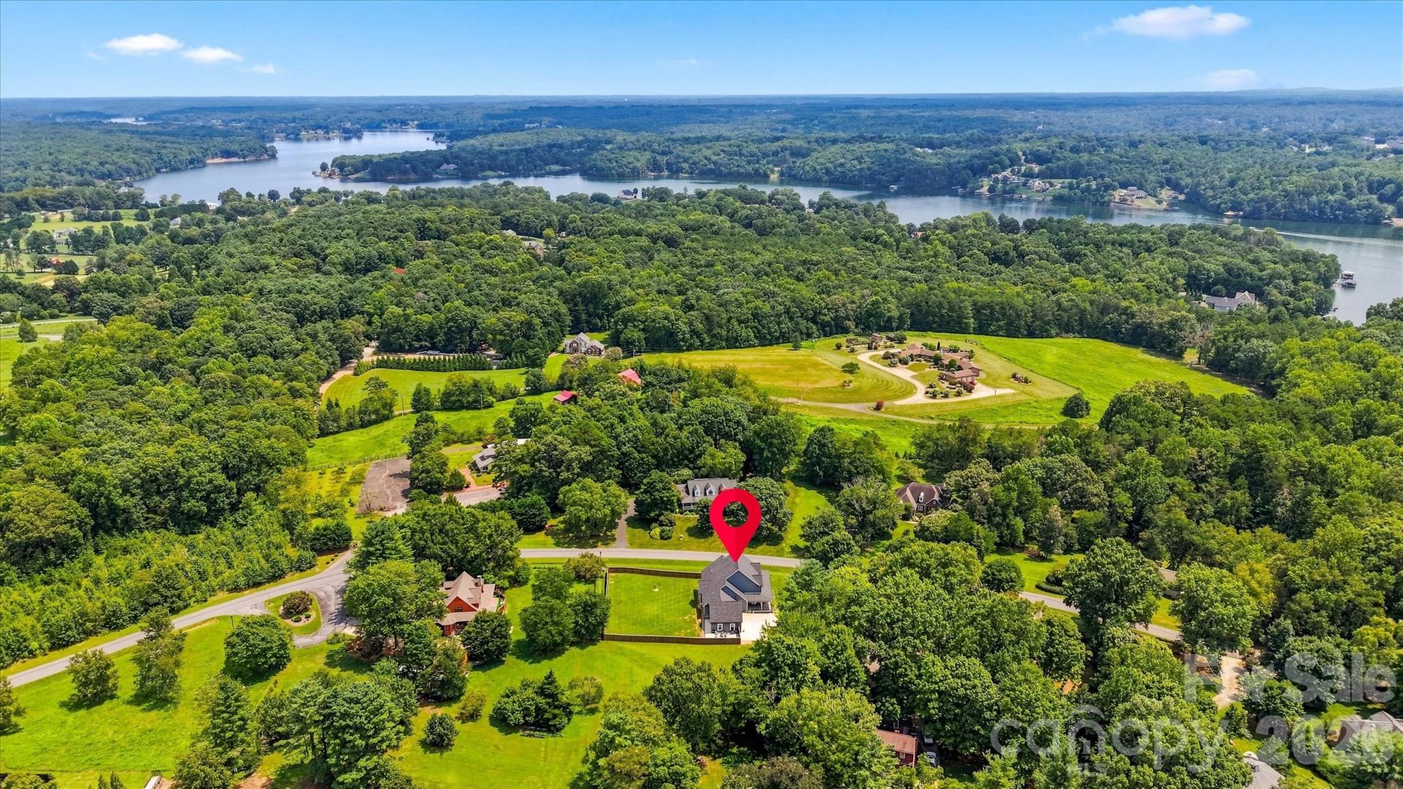 34 Colts Neck Lane — Taylorsville