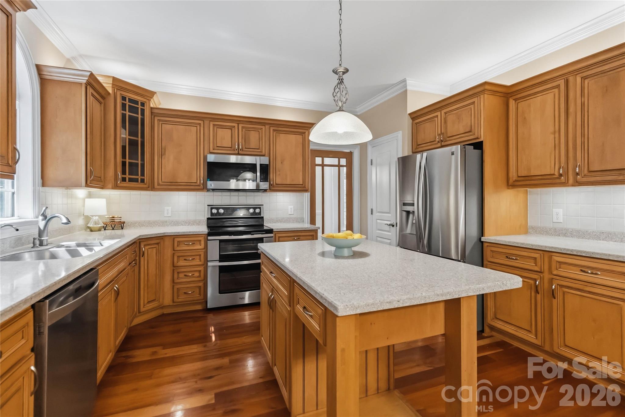 354 Robinson Road — Mooresville