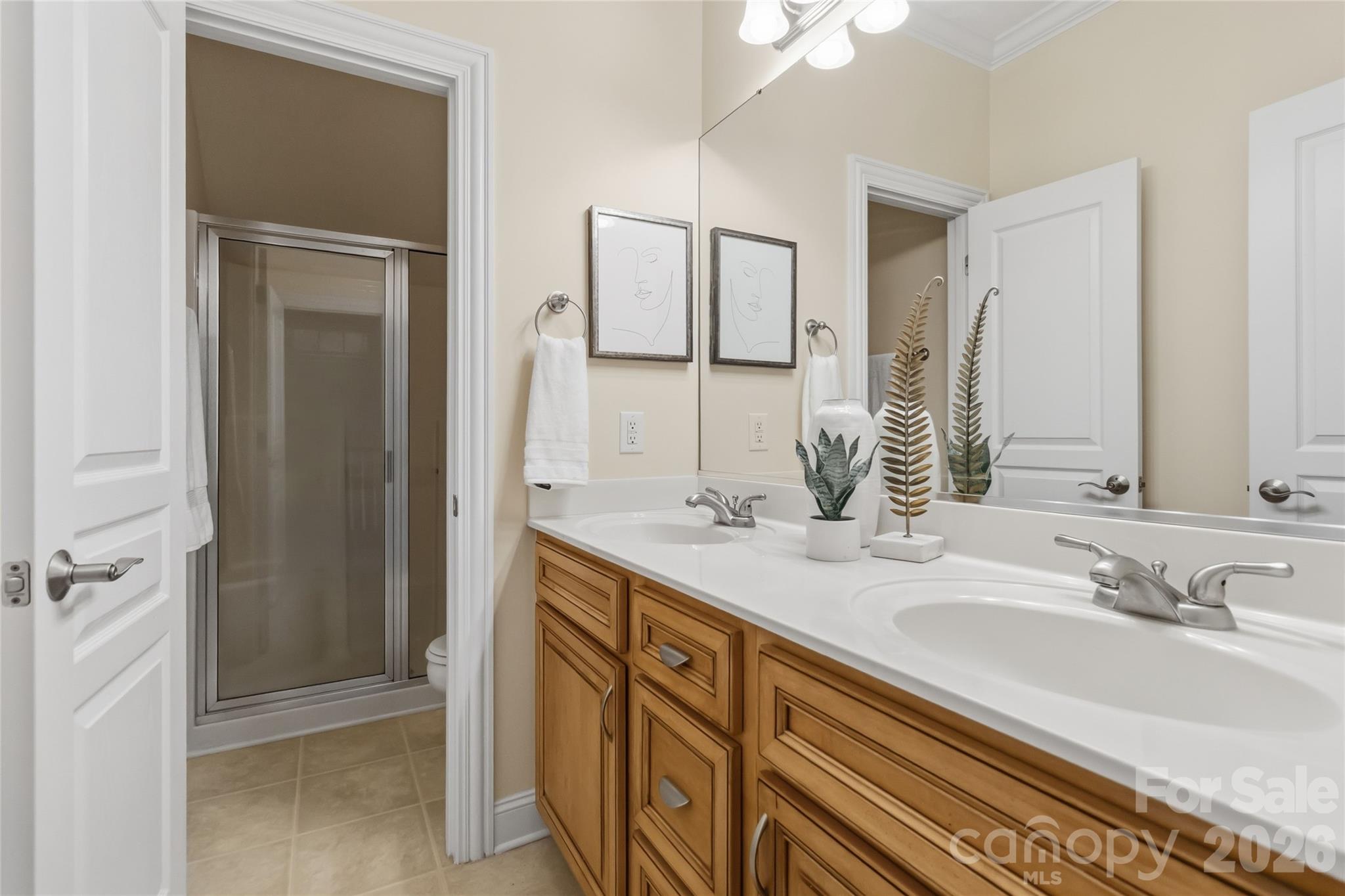 354 Robinson Road — Mooresville