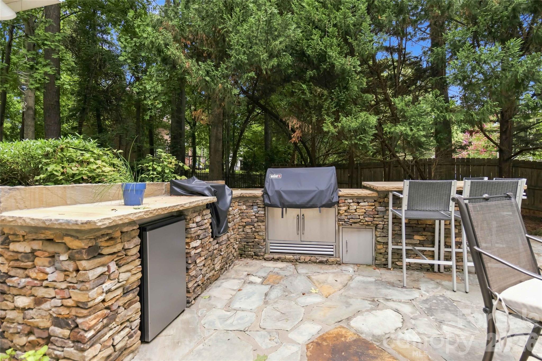 354 Robinson Road — Mooresville