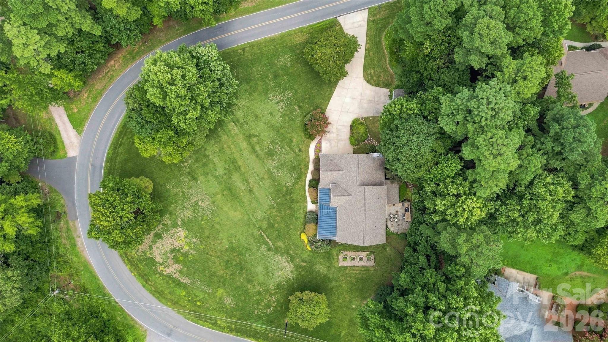 354 Robinson Road — Mooresville
