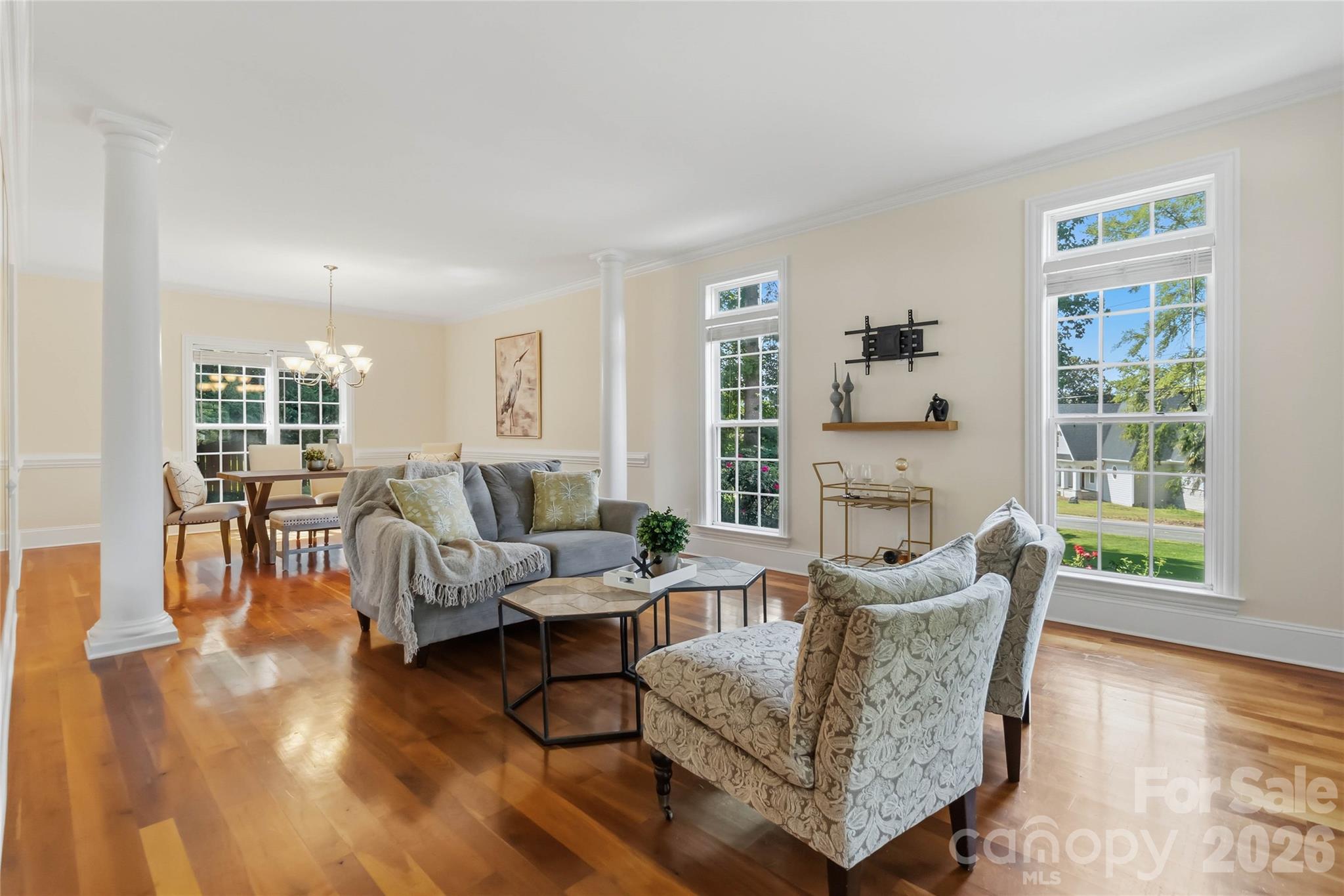 354 Robinson Road — Mooresville