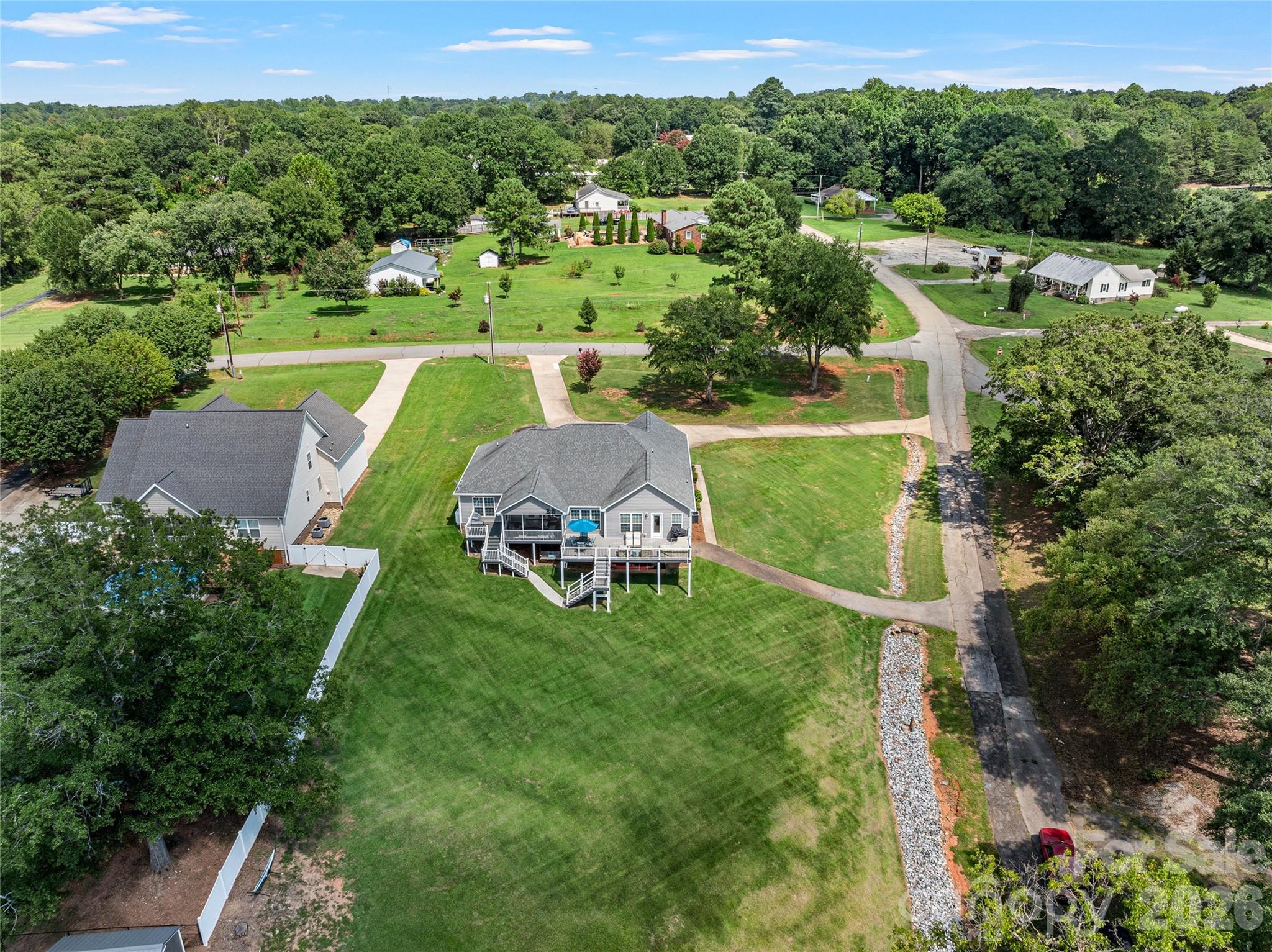 105 Michelle Drive — Chesnee