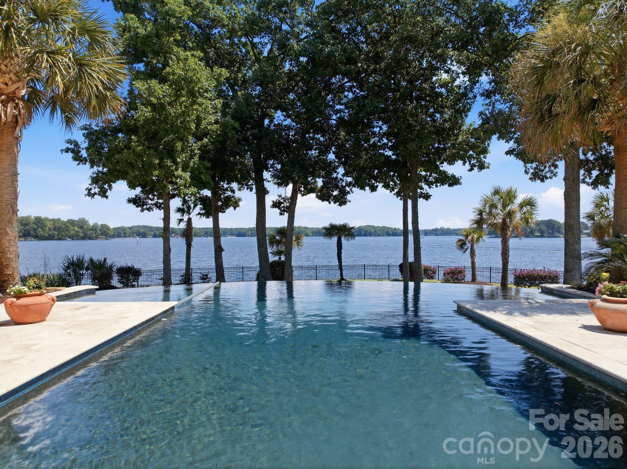 178 Mariner Pointe Lane — Mooresville