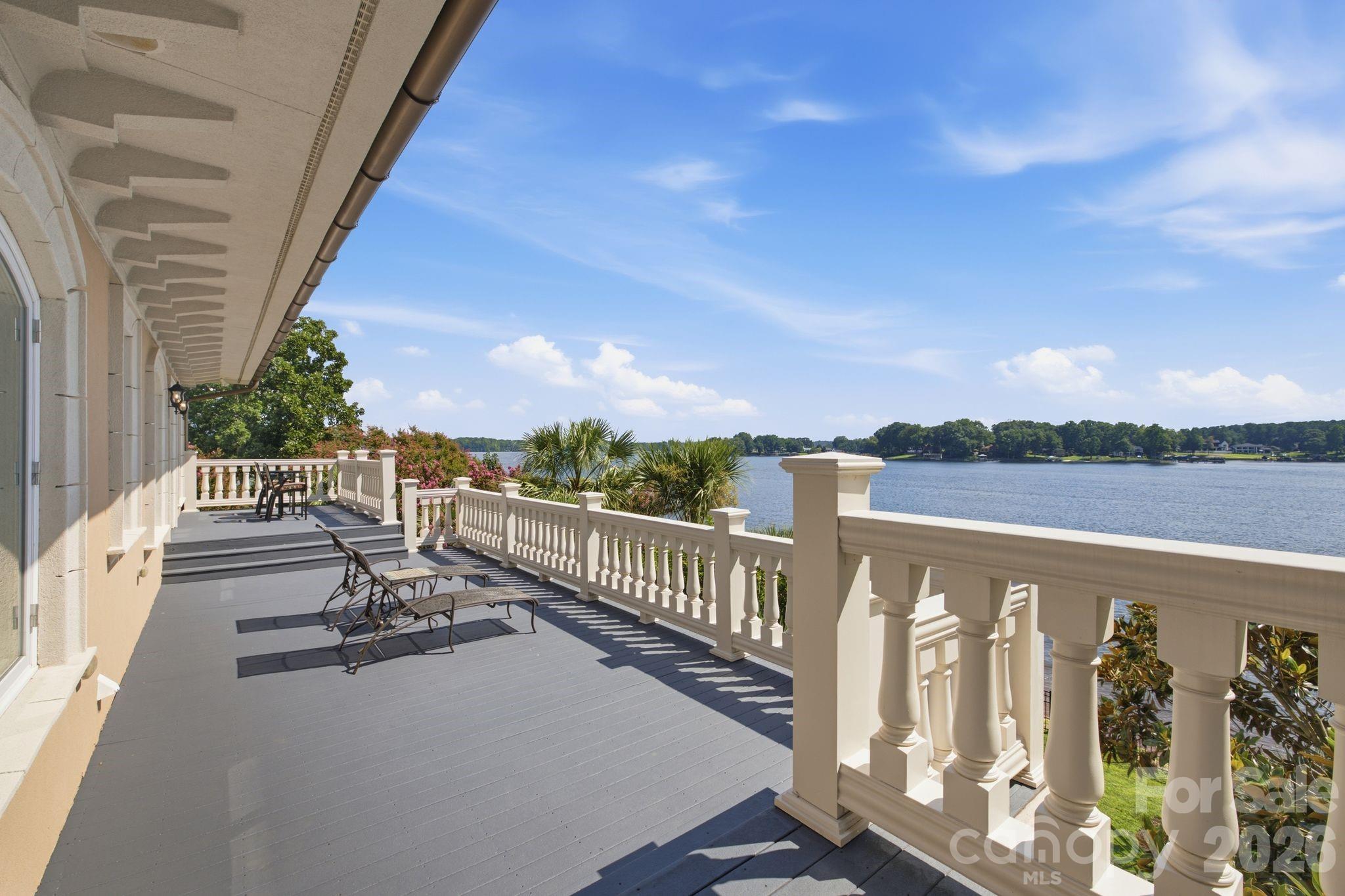 178 Mariner Pointe Lane — Mooresville