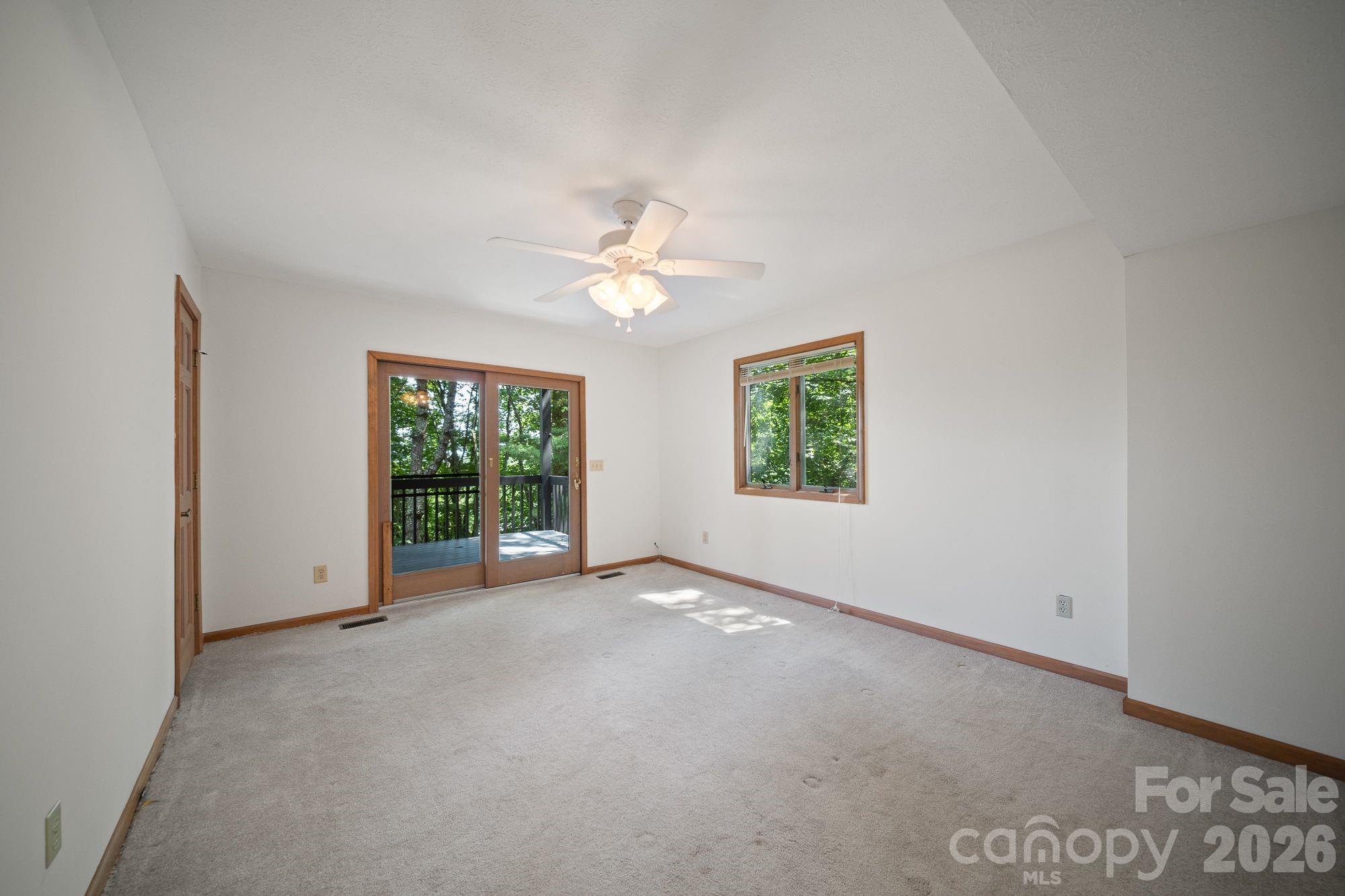 1105 High Vista Drive — Mills River