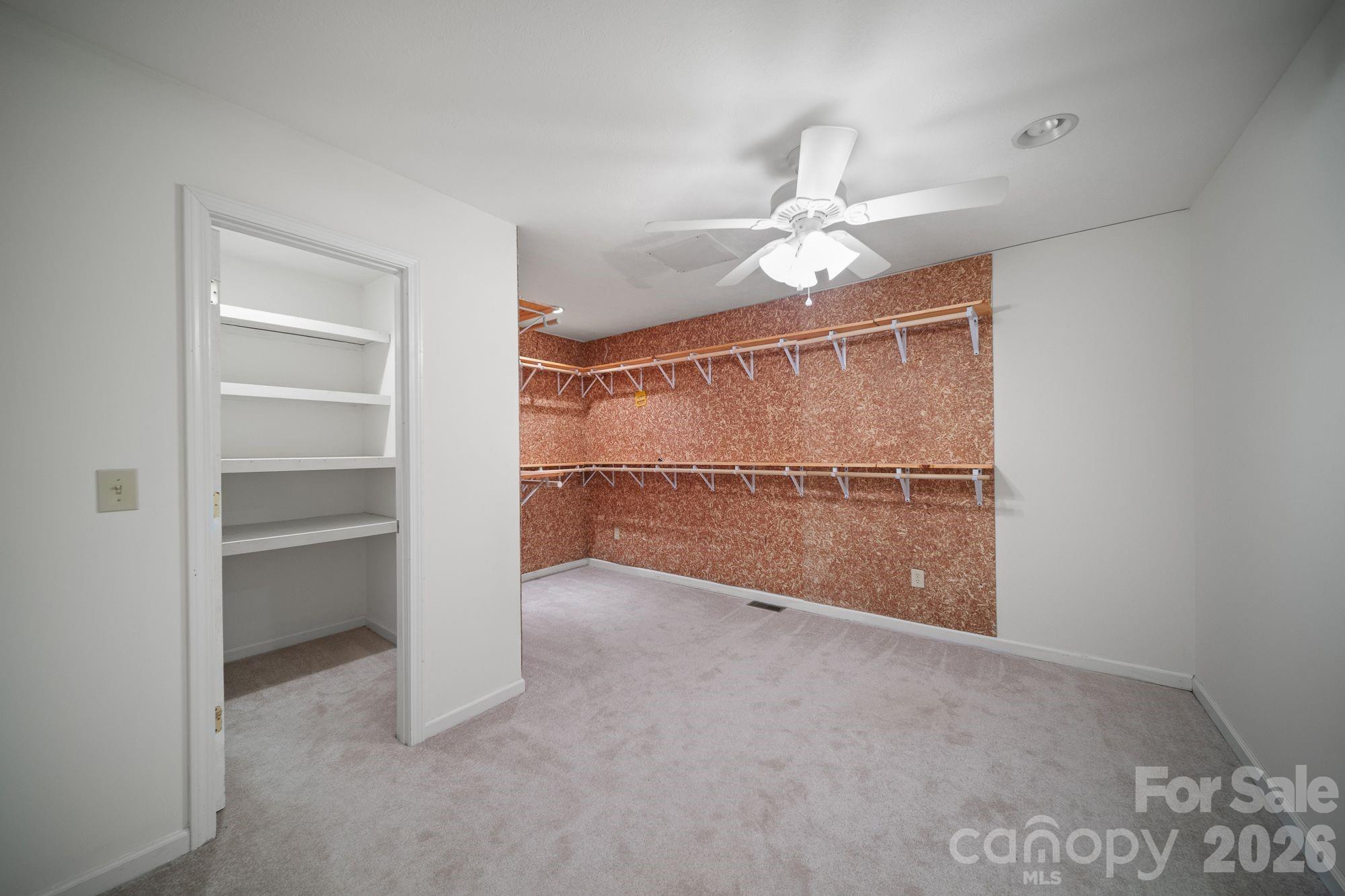 1105 High Vista Drive — Mills River