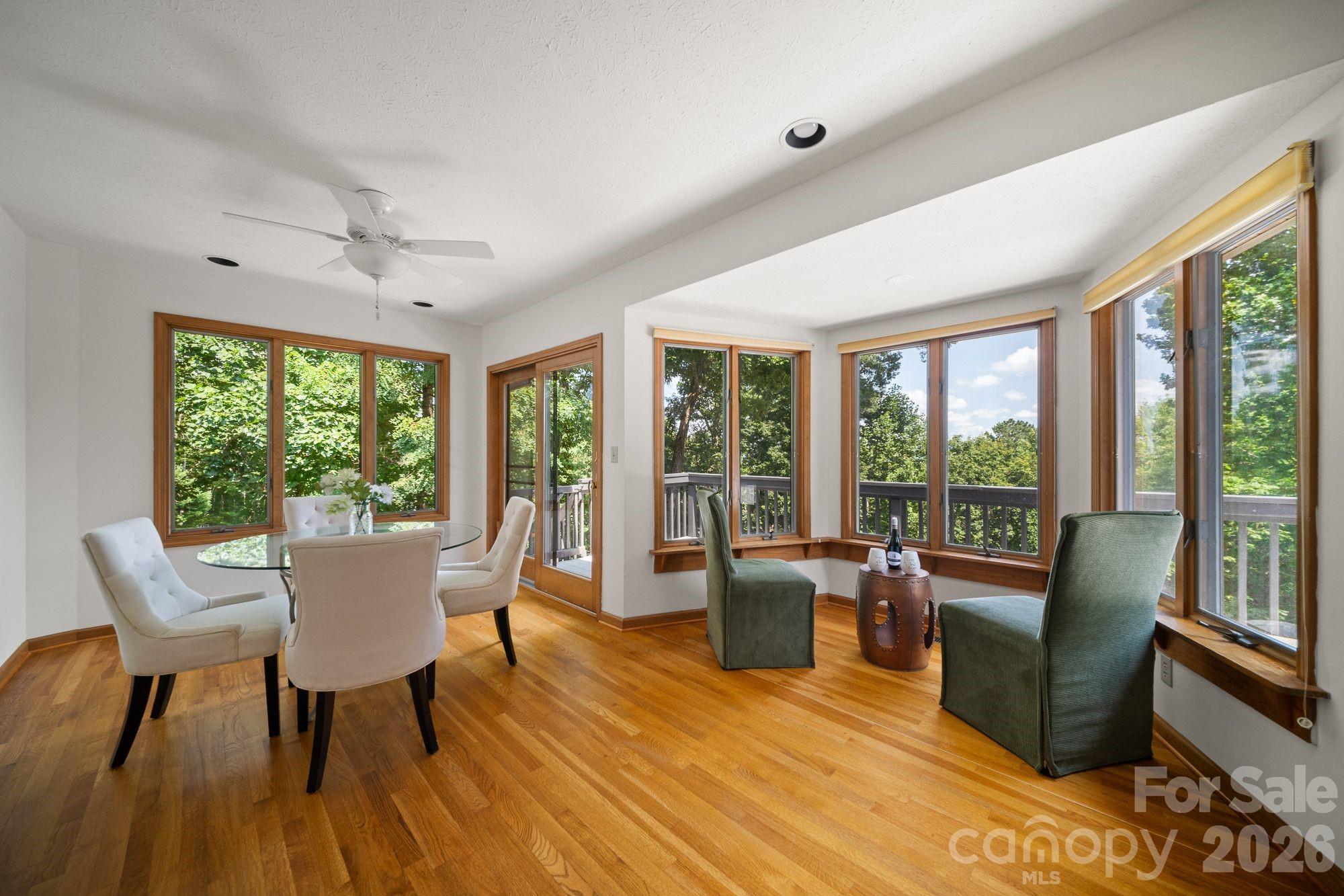 1105 High Vista Drive — Mills River
