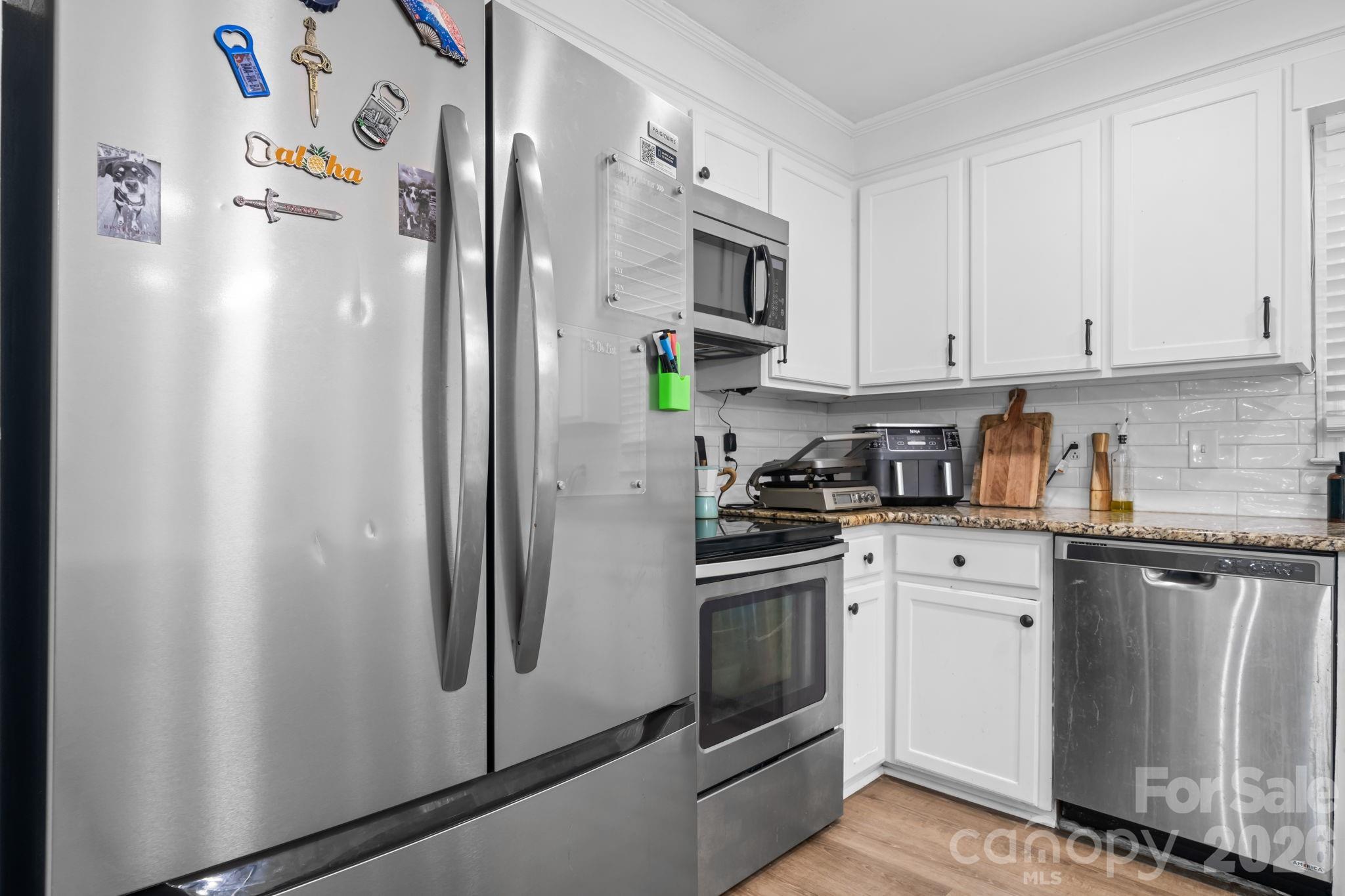 1197 Zion Church Road — Hickory