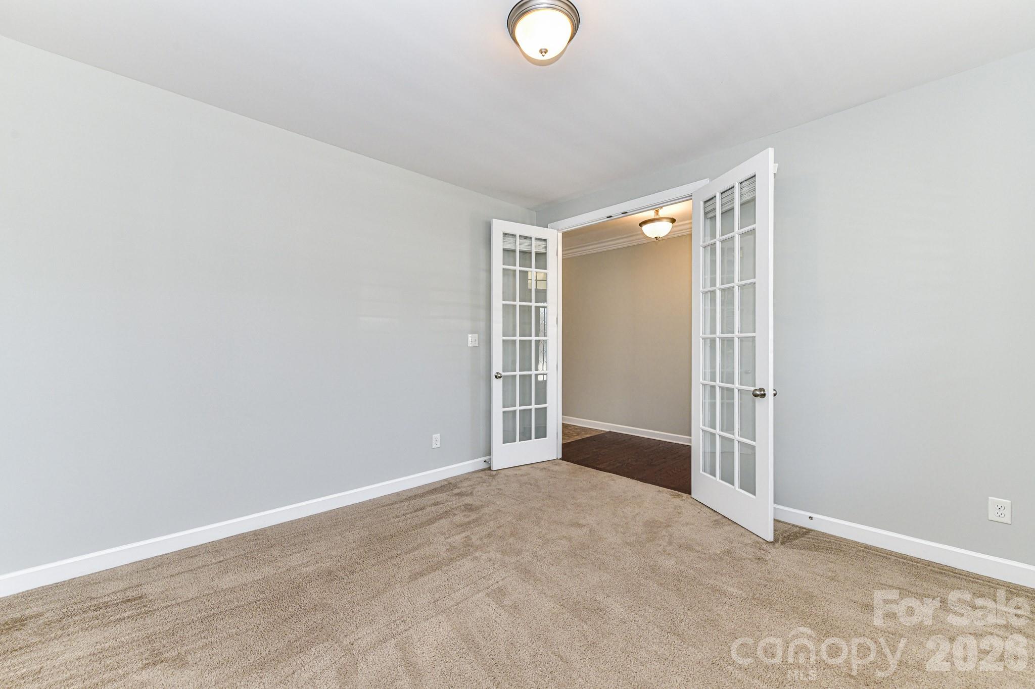 4316 Hubbard Road — Charlotte