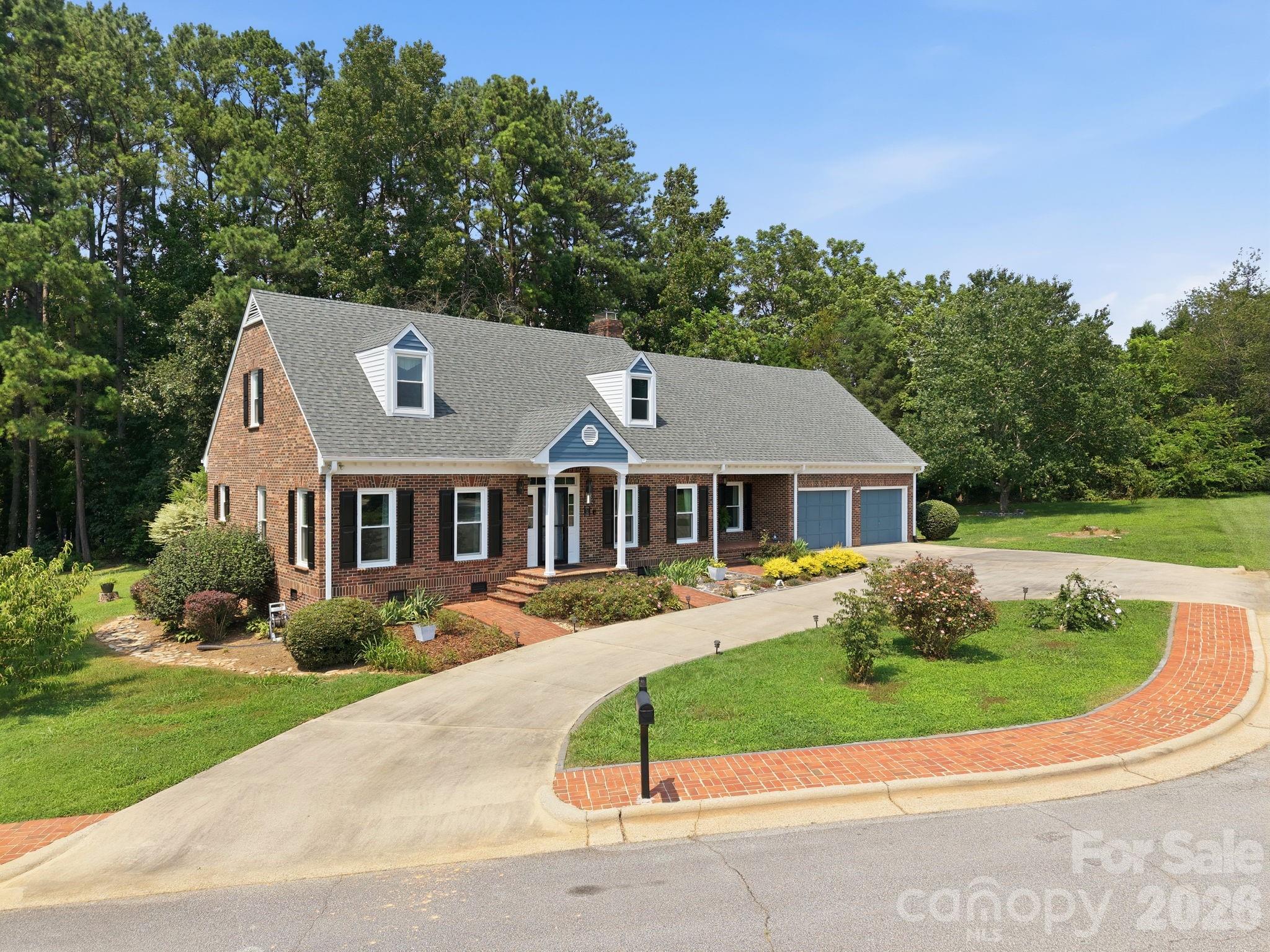 100 Arabian Lane — Salisbury