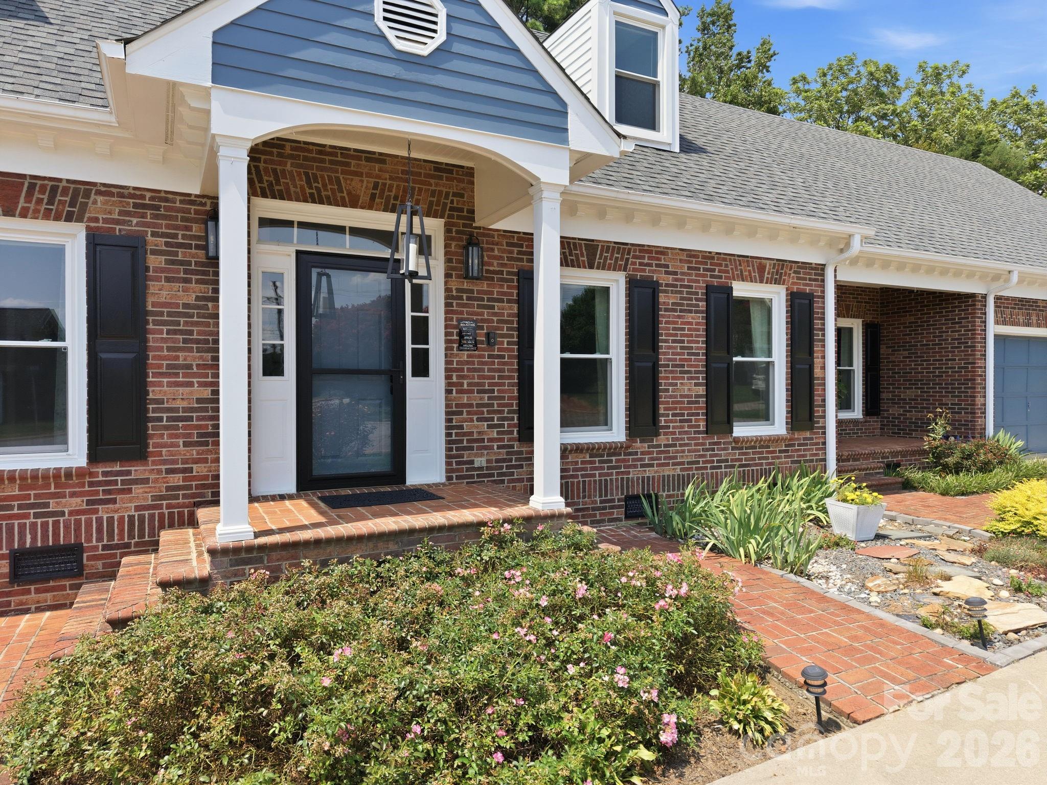 100 Arabian Lane — Salisbury