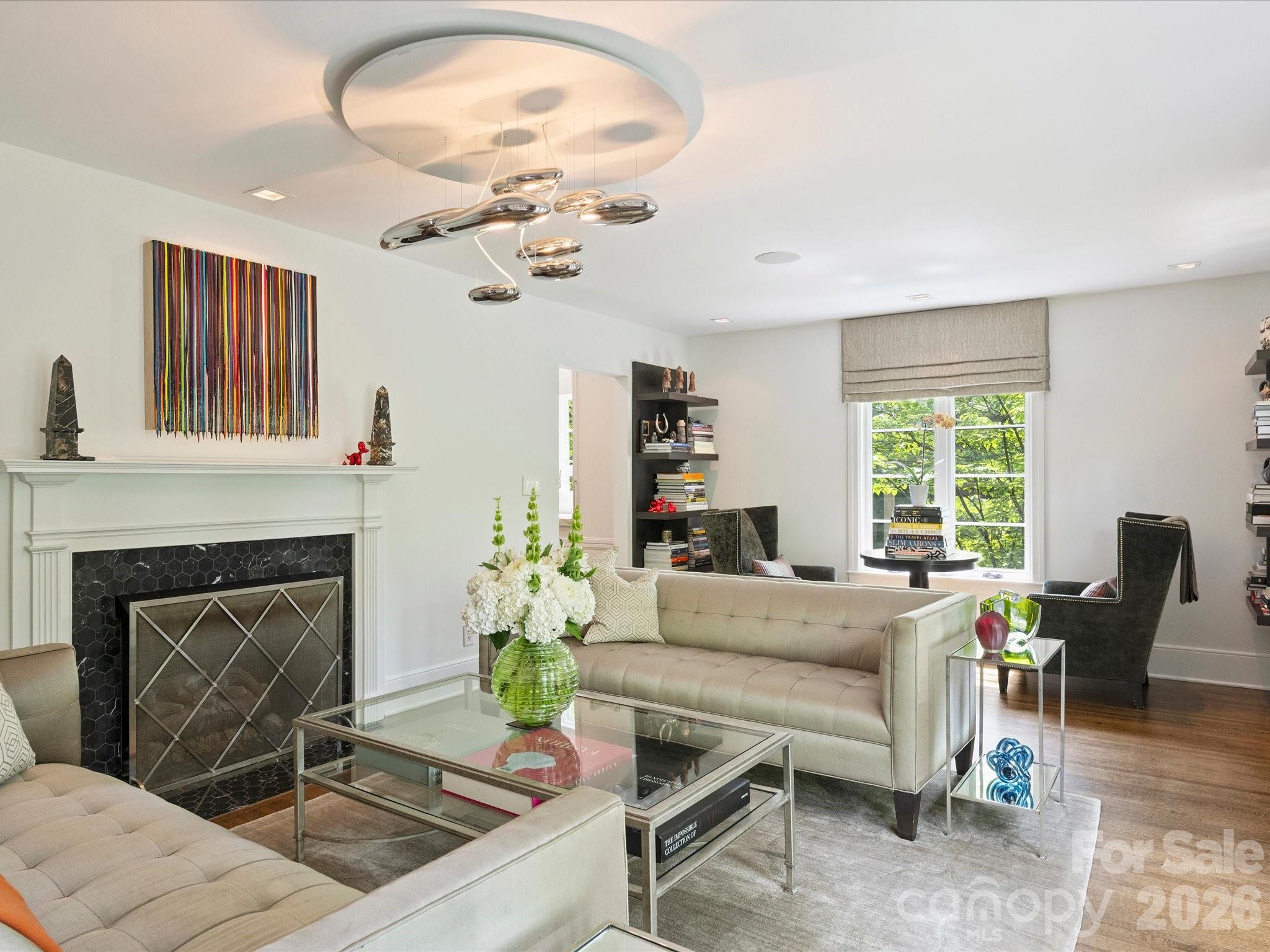 943 Romany Road — Charlotte