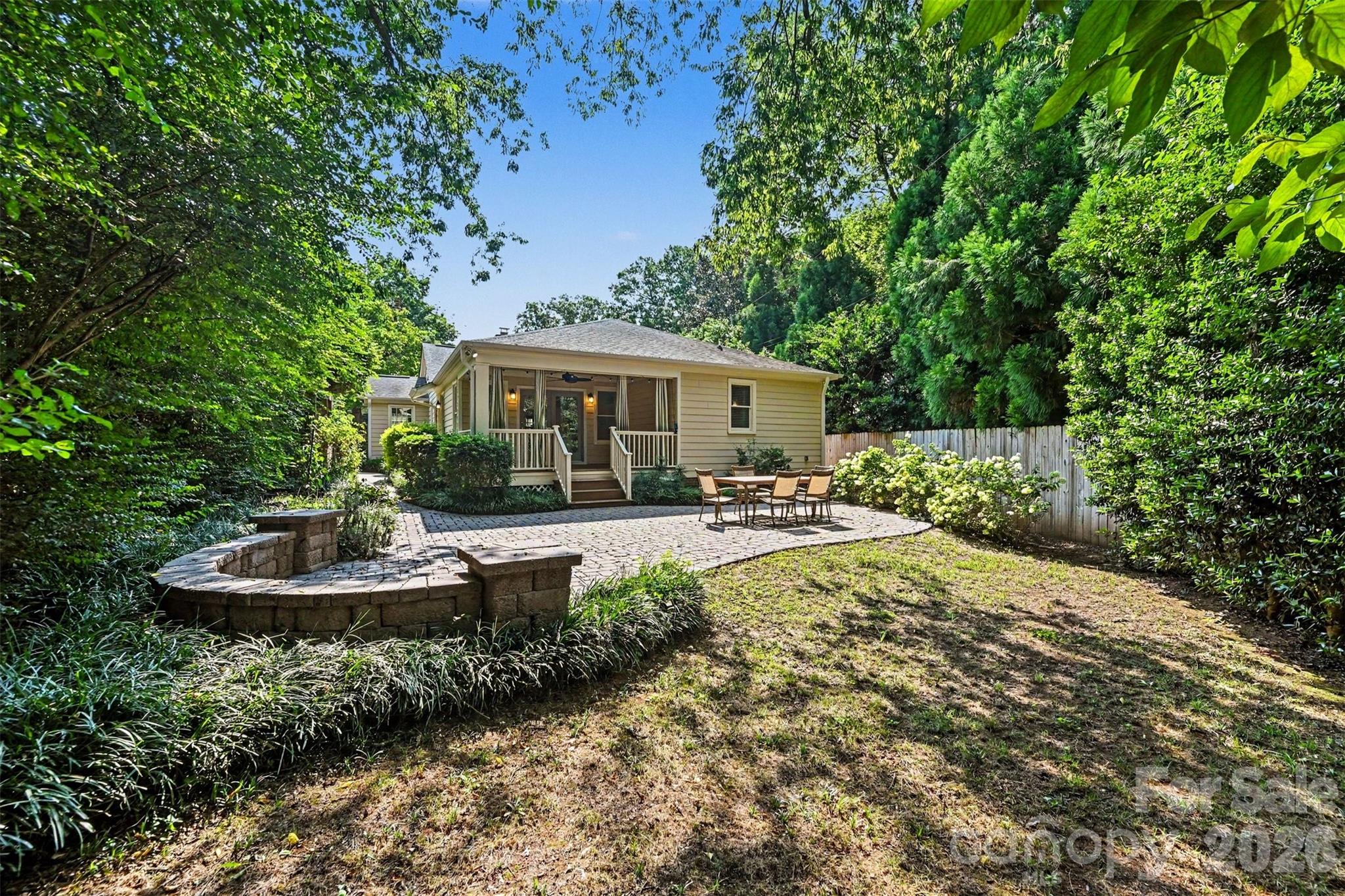 2230 Lockhart Drive — Charlotte