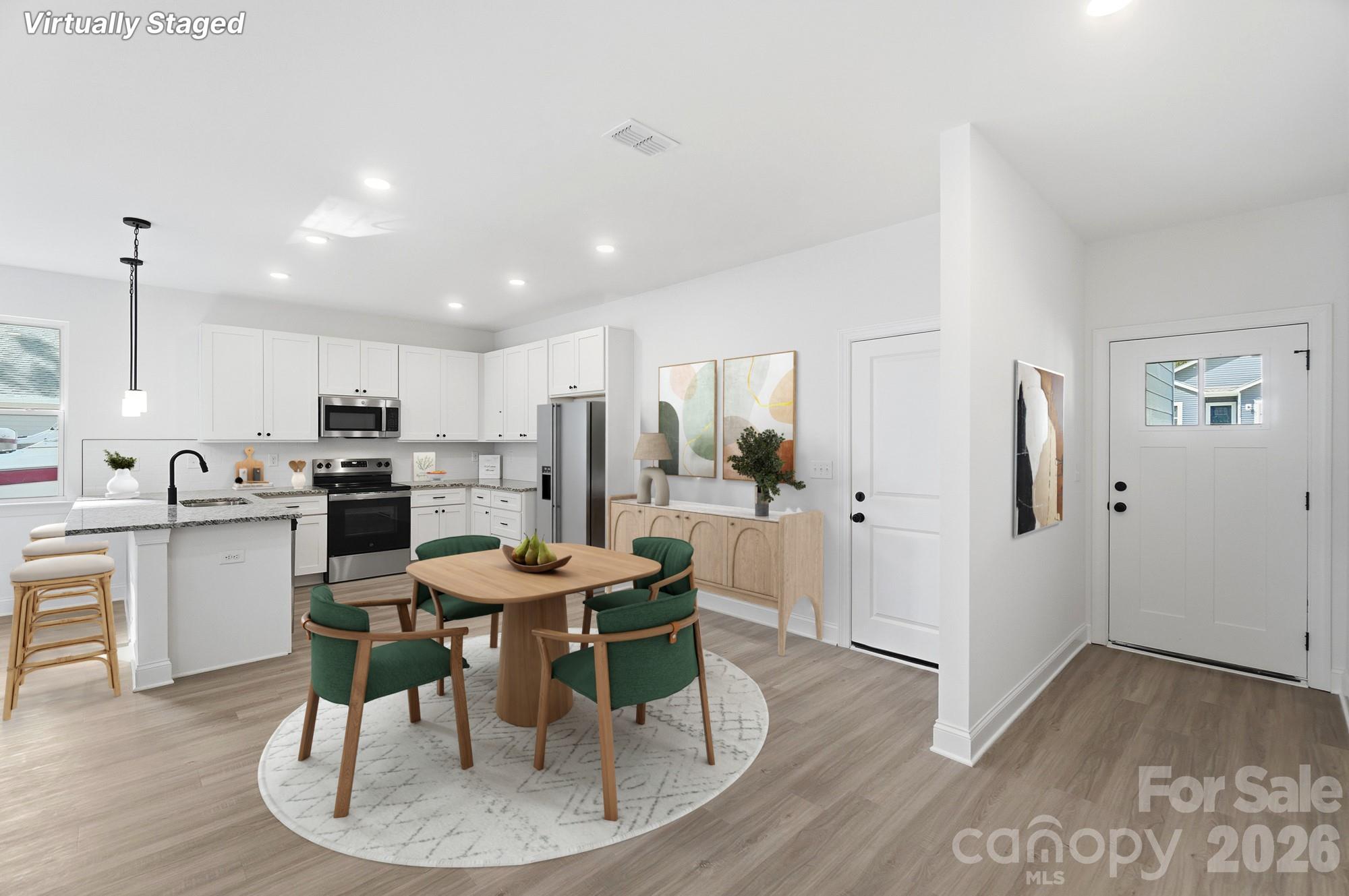 13911 Stillwood Place — Matthews