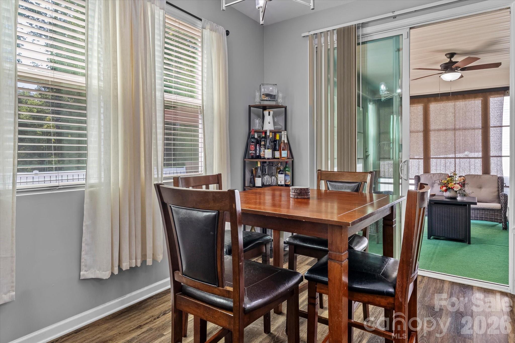 7513 Meridale Forest Drive — Charlotte