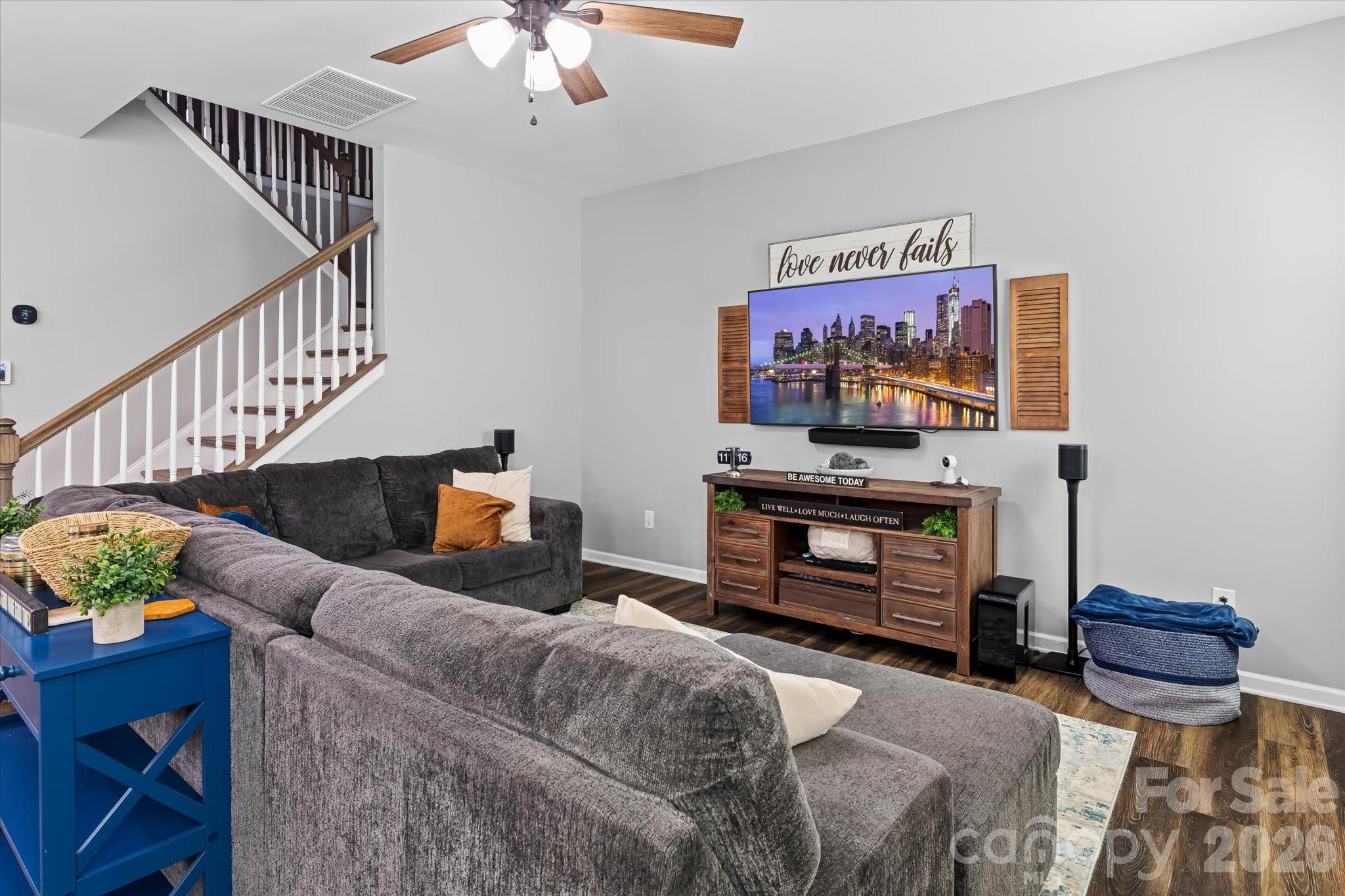 7513 Meridale Forest Drive — Charlotte
