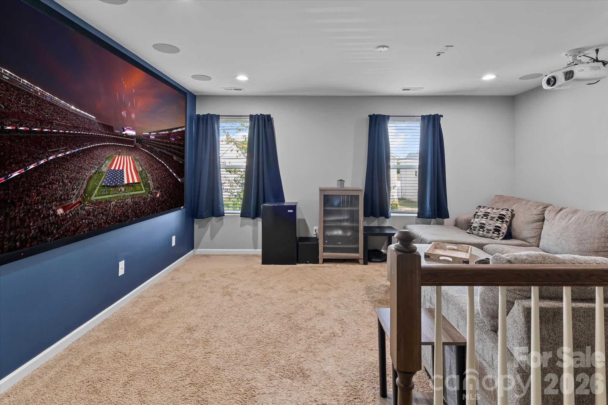 7513 Meridale Forest Drive — Charlotte