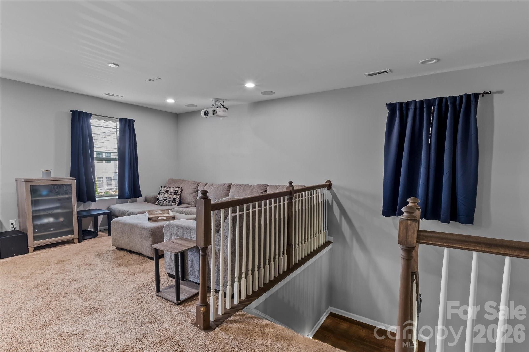 7513 Meridale Forest Drive — Charlotte
