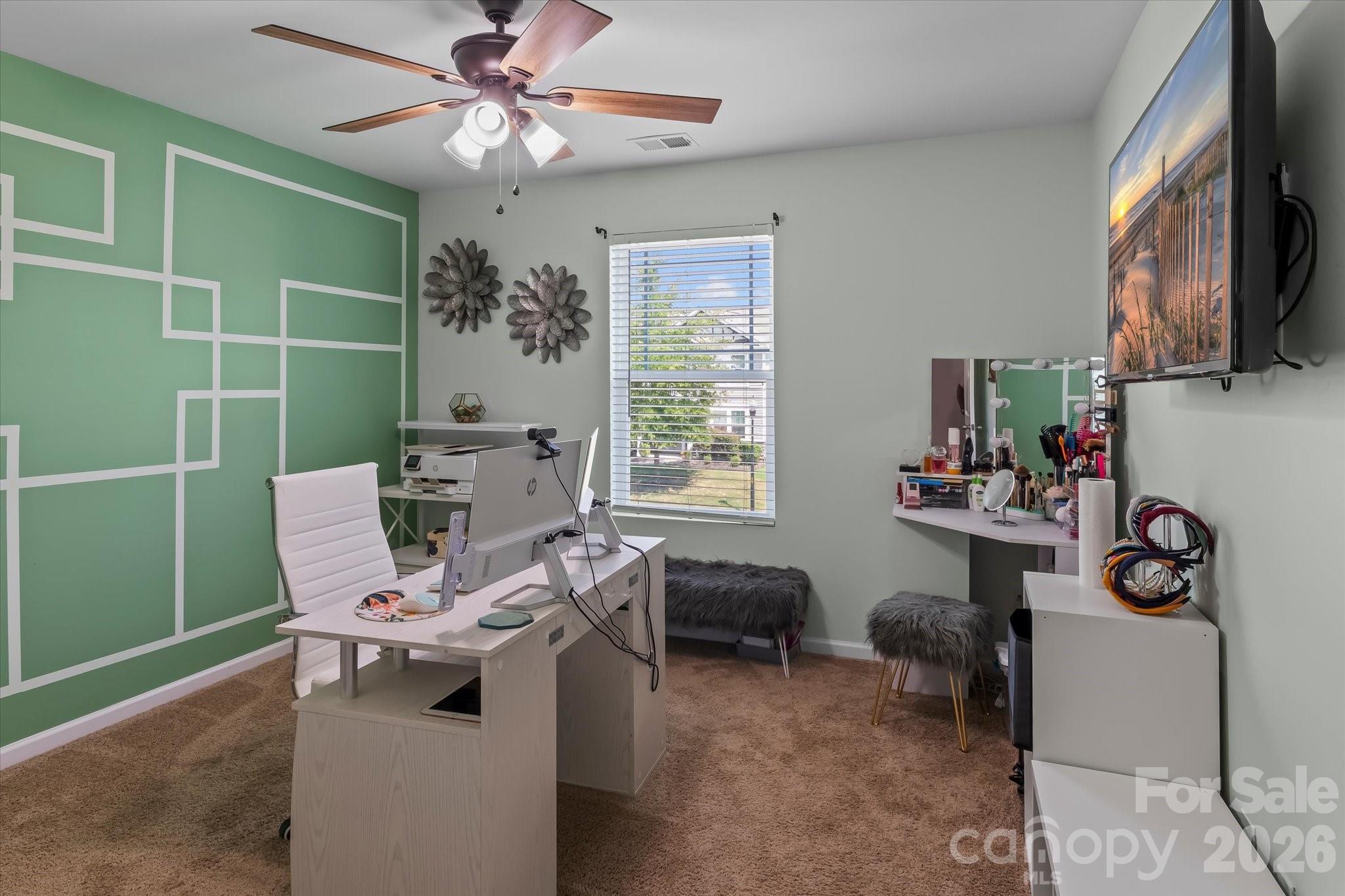 7513 Meridale Forest Drive — Charlotte