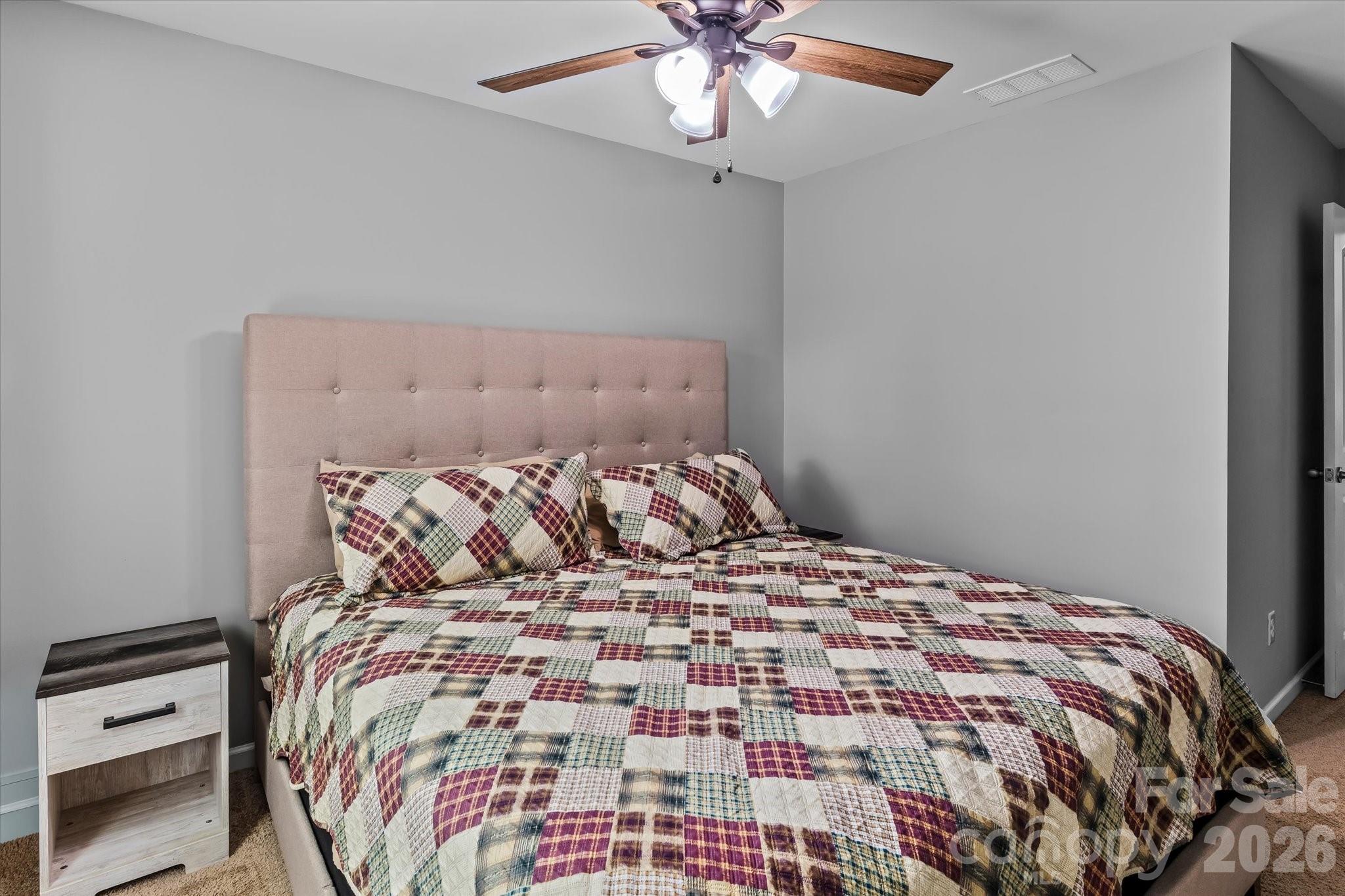 7513 Meridale Forest Drive — Charlotte