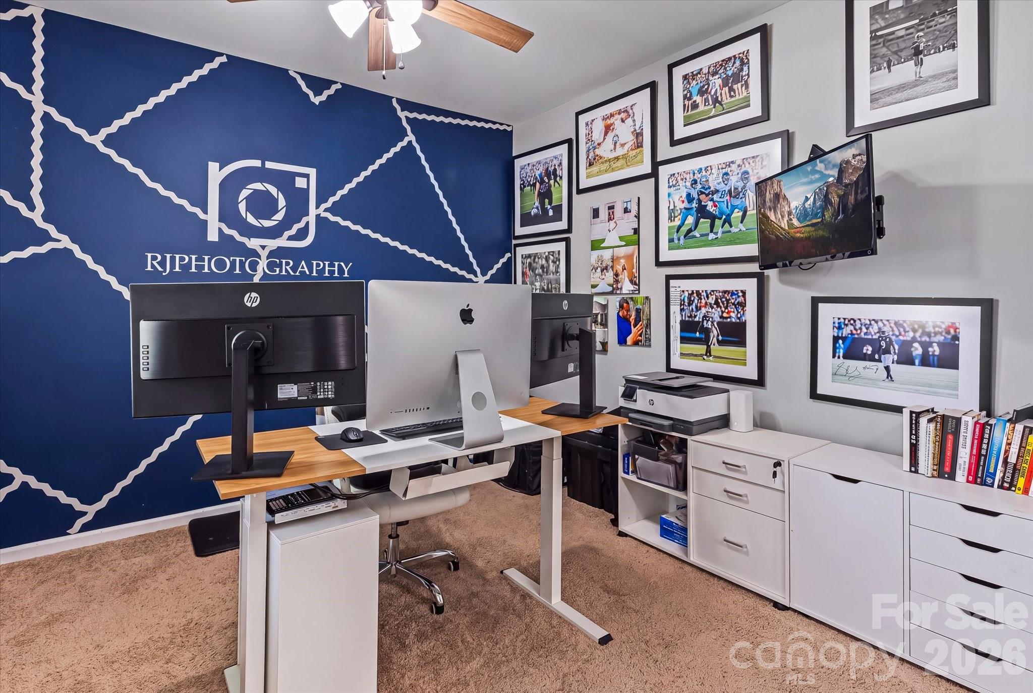 7513 Meridale Forest Drive — Charlotte