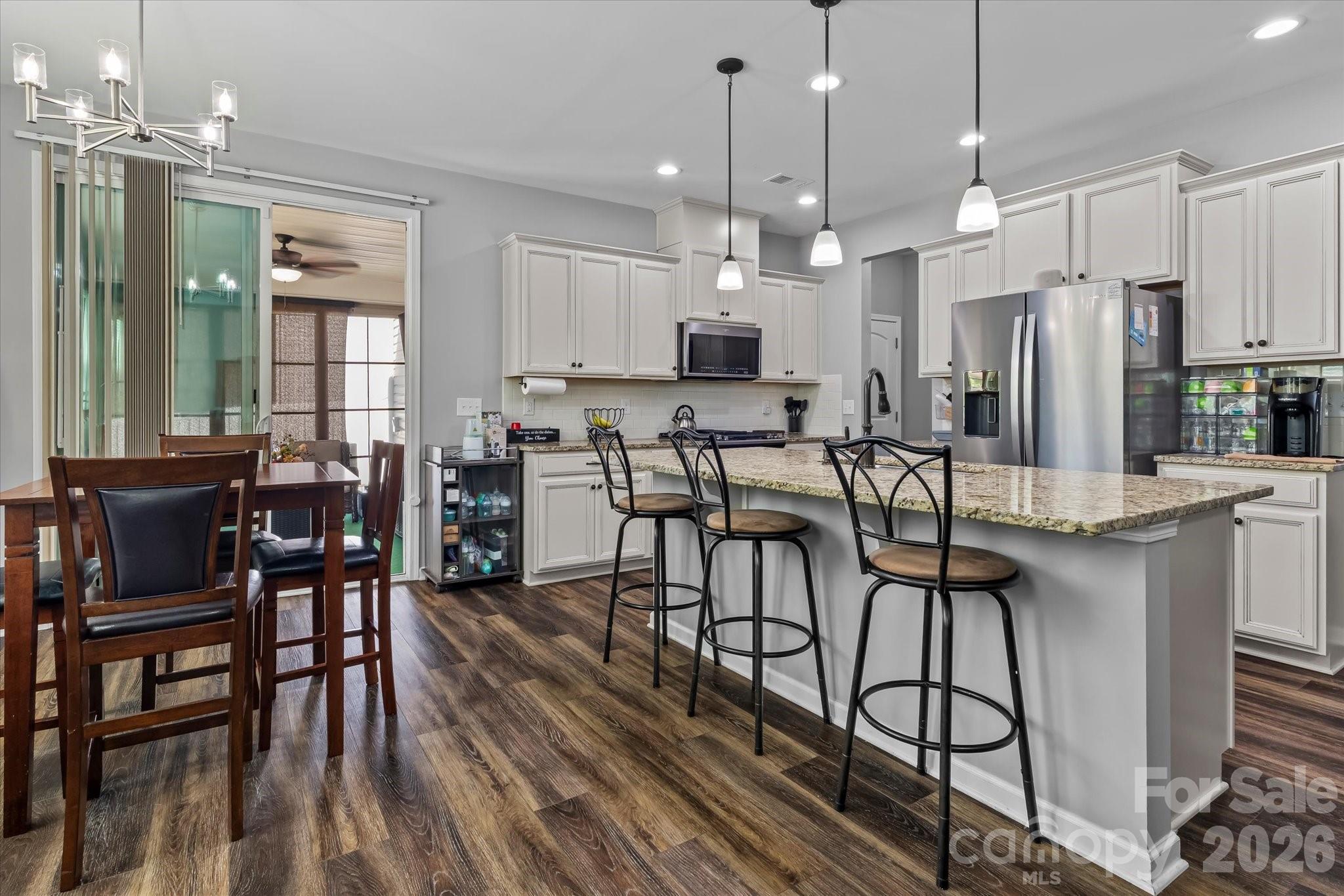 7513 Meridale Forest Drive — Charlotte