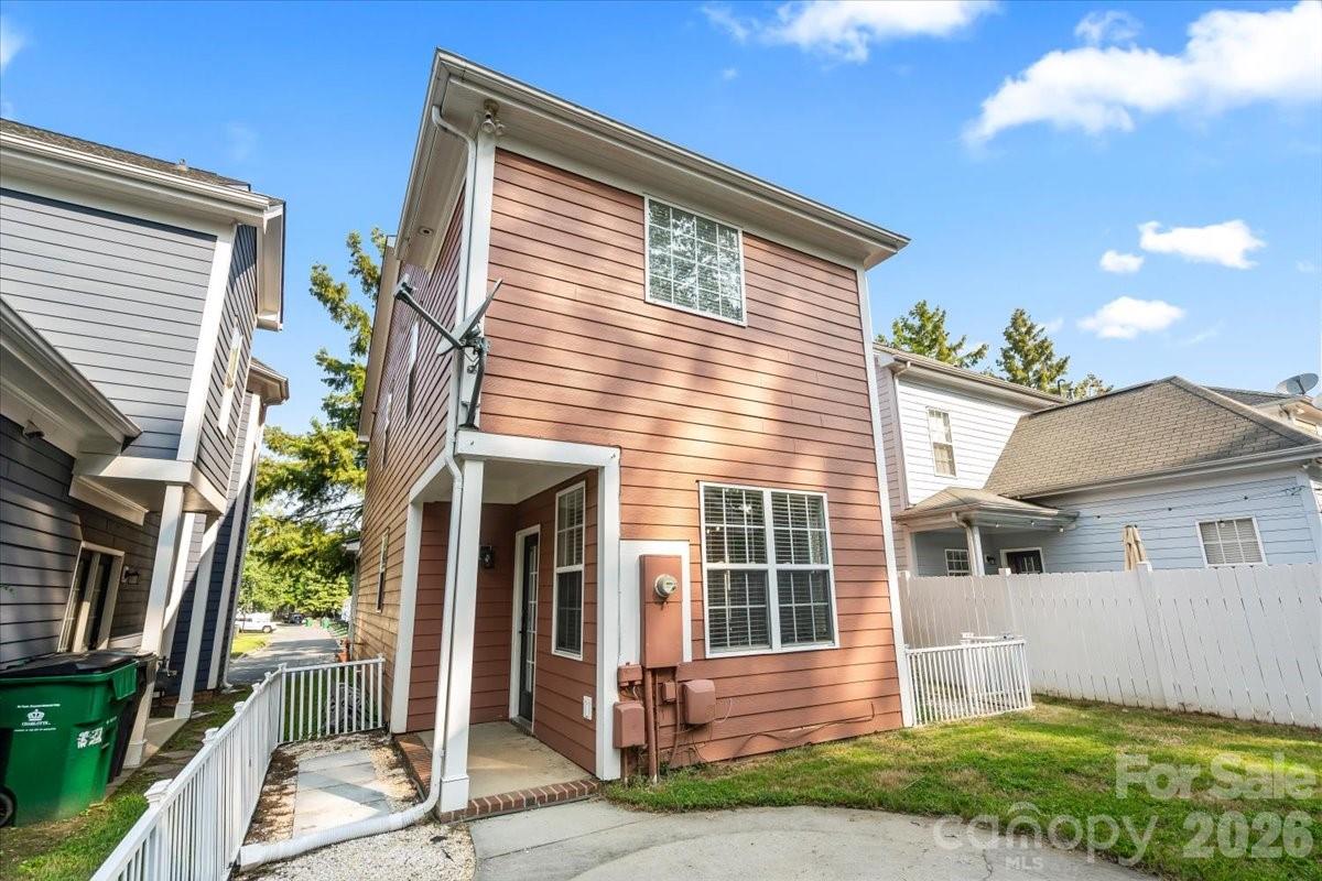 1853 Lela Avenue — Charlotte