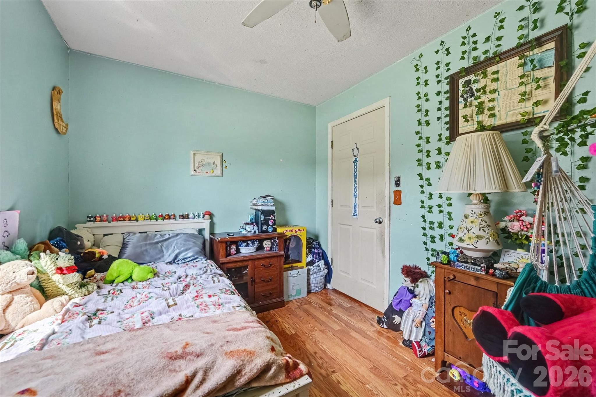 808 E Chestnut Street — Stanley