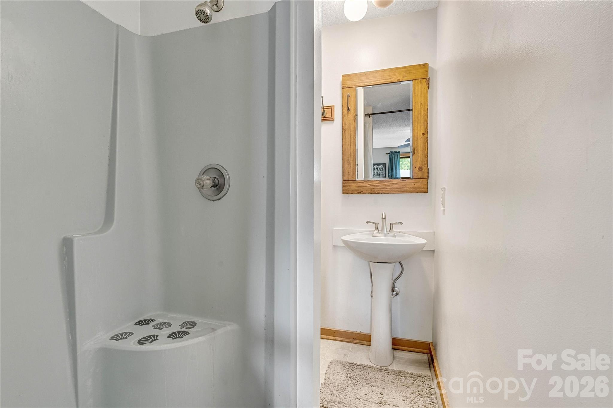 7697 Katherine Drive — Denver