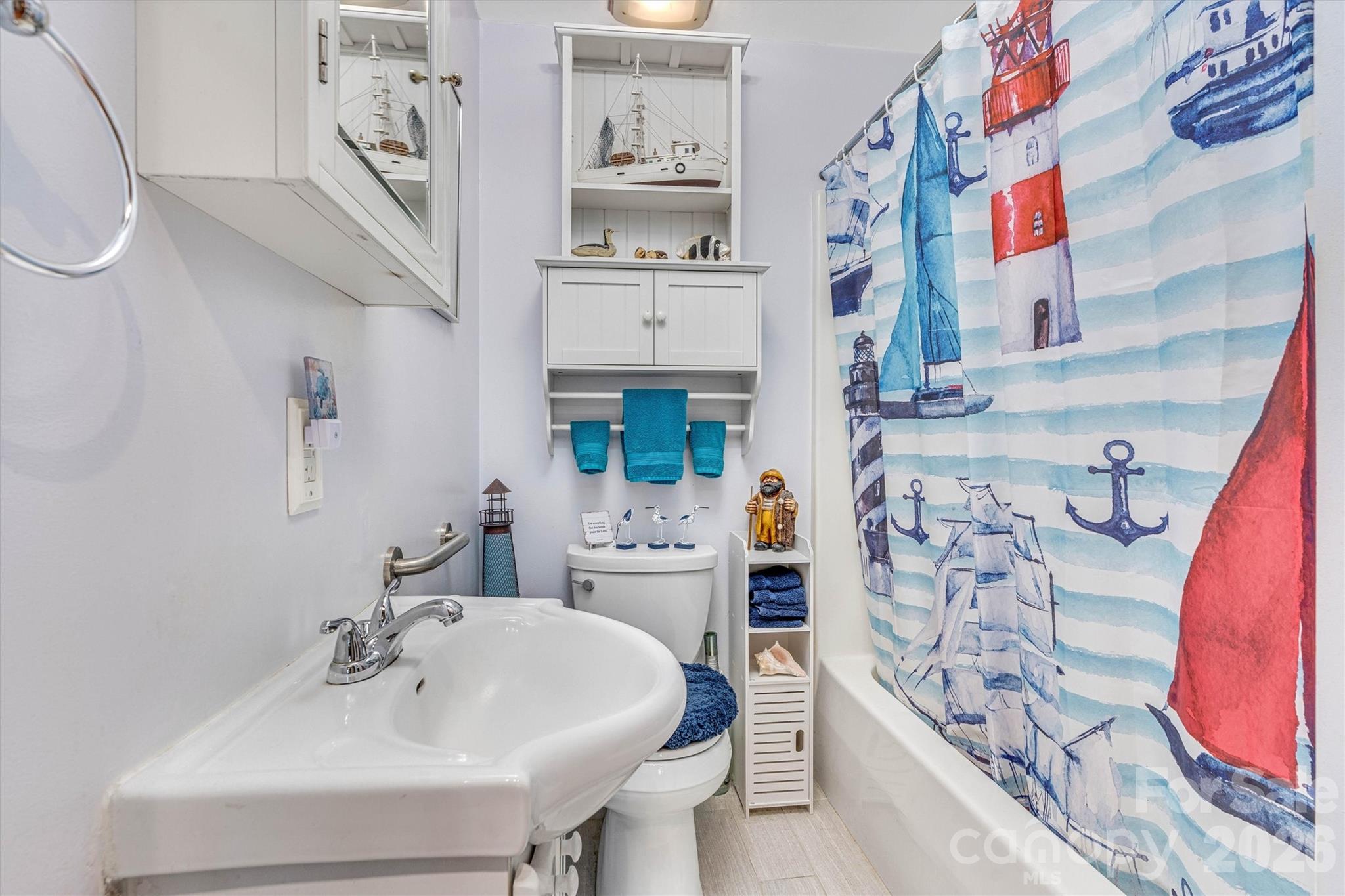 7697 Katherine Drive — Denver