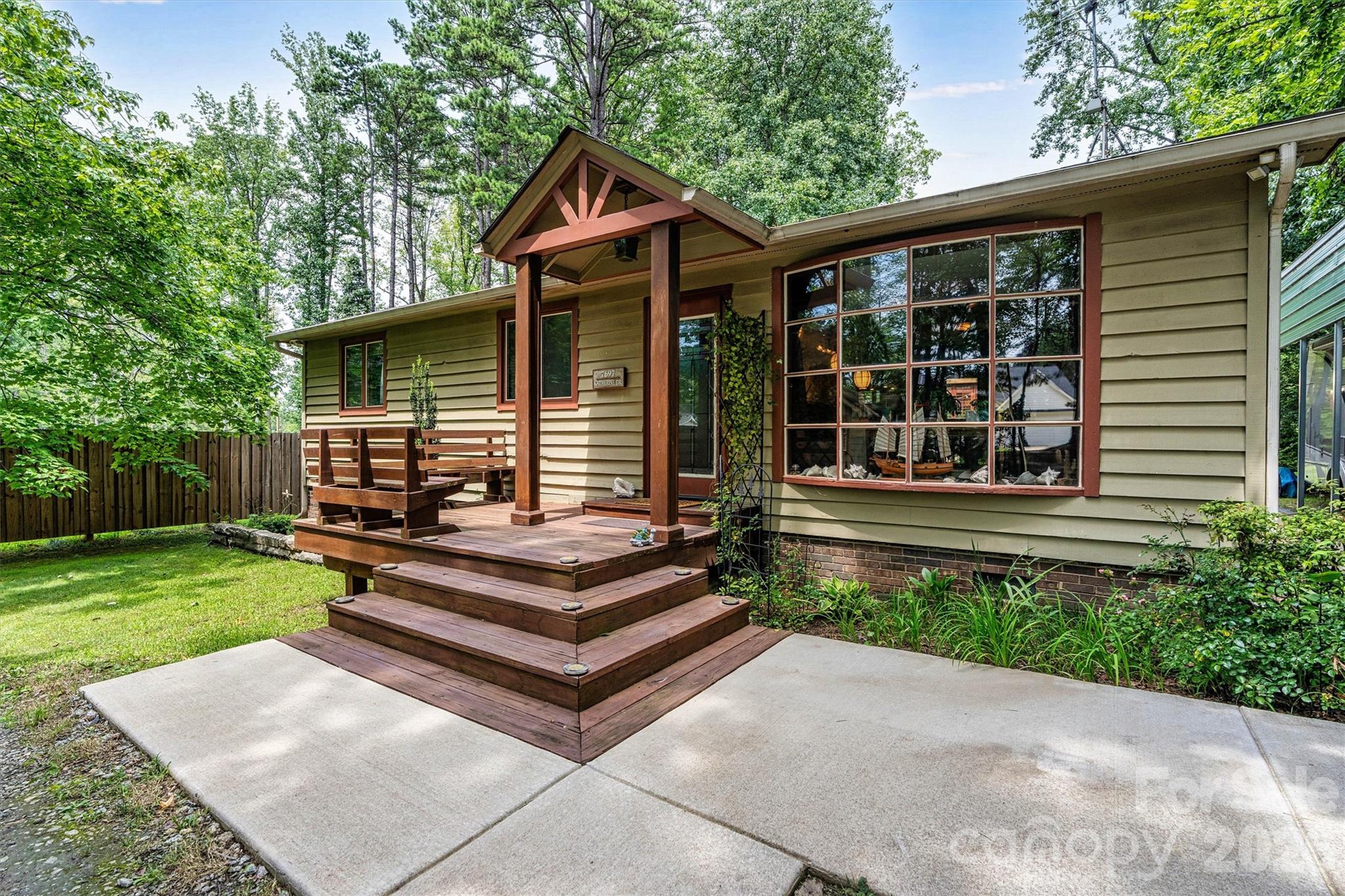 7697 Katherine Drive — Denver