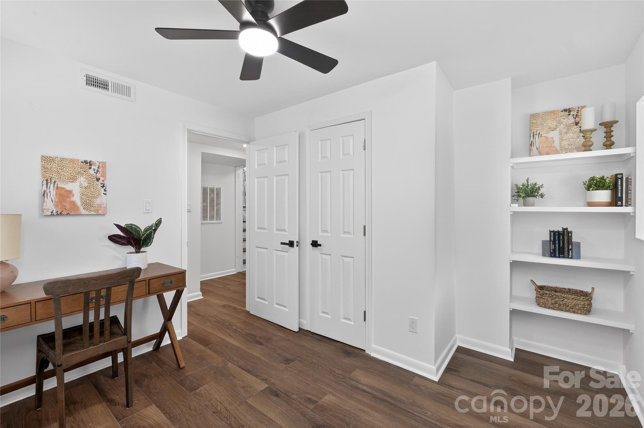 5412 Milhaven Lane — Charlotte