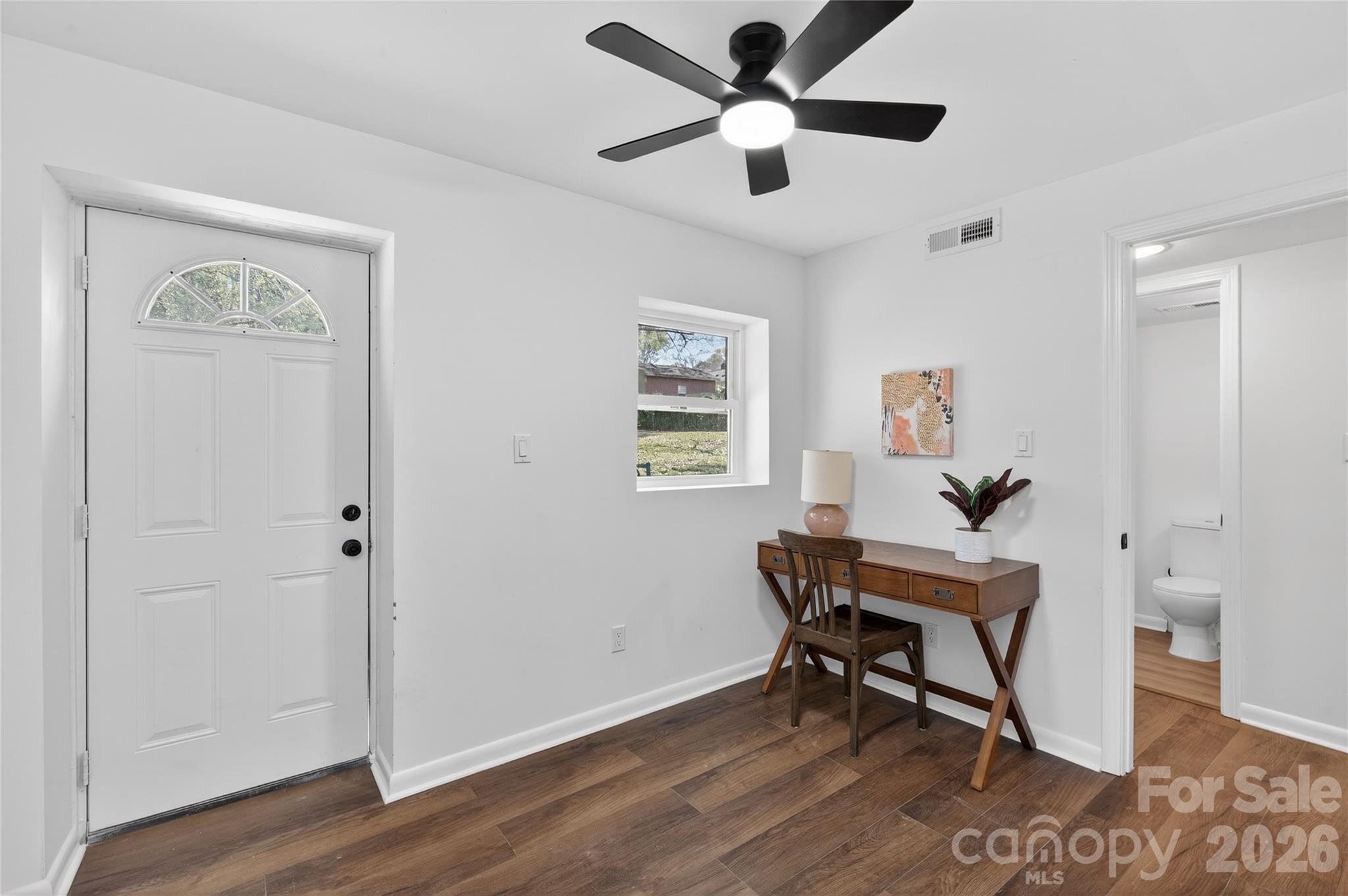 5412 Milhaven Lane — Charlotte