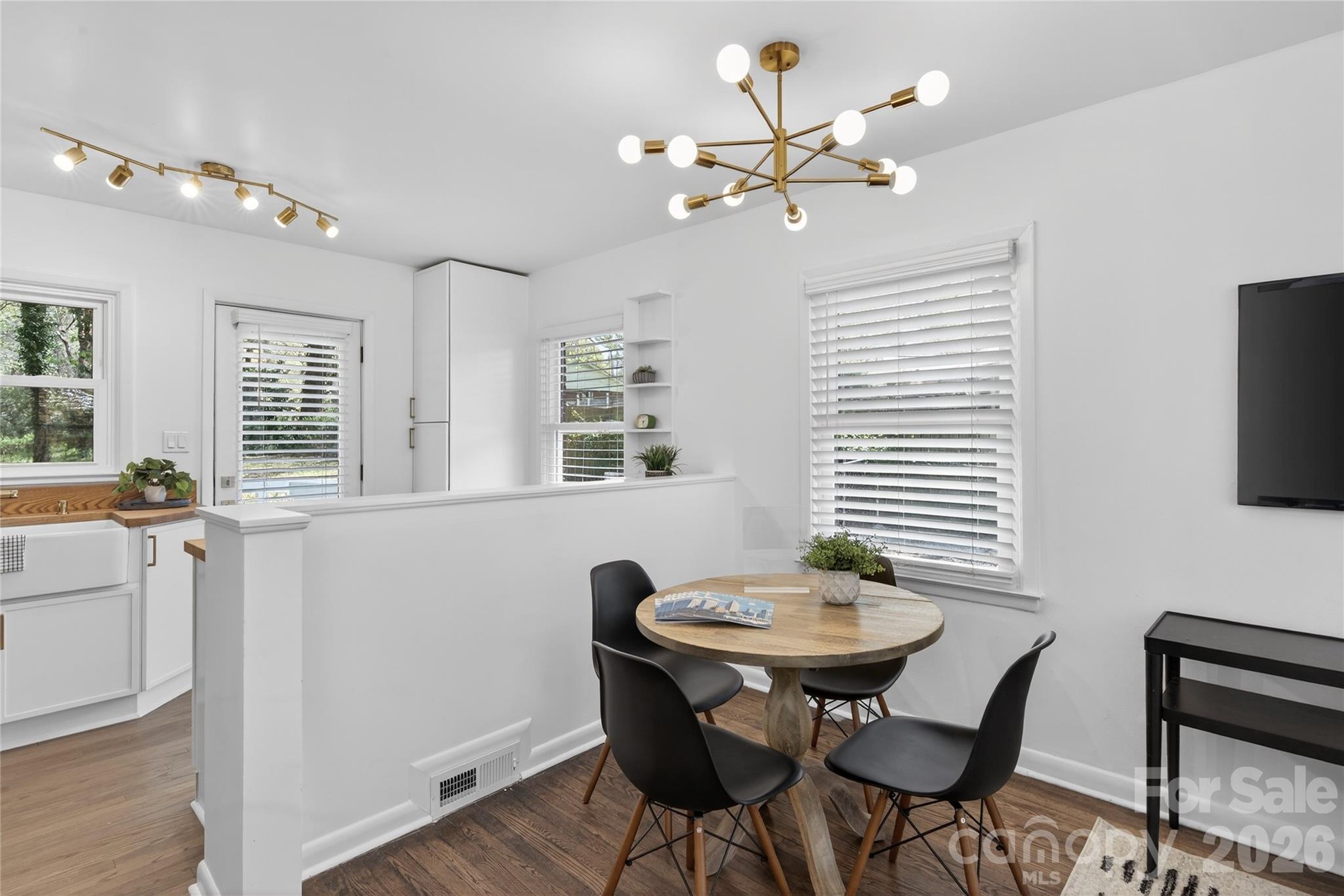5412 Milhaven Lane — Charlotte