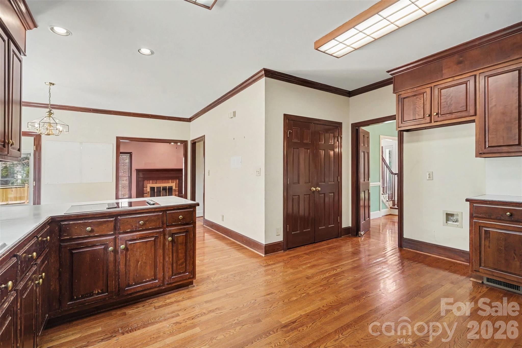 7708 Red Oak Lane — Charlotte